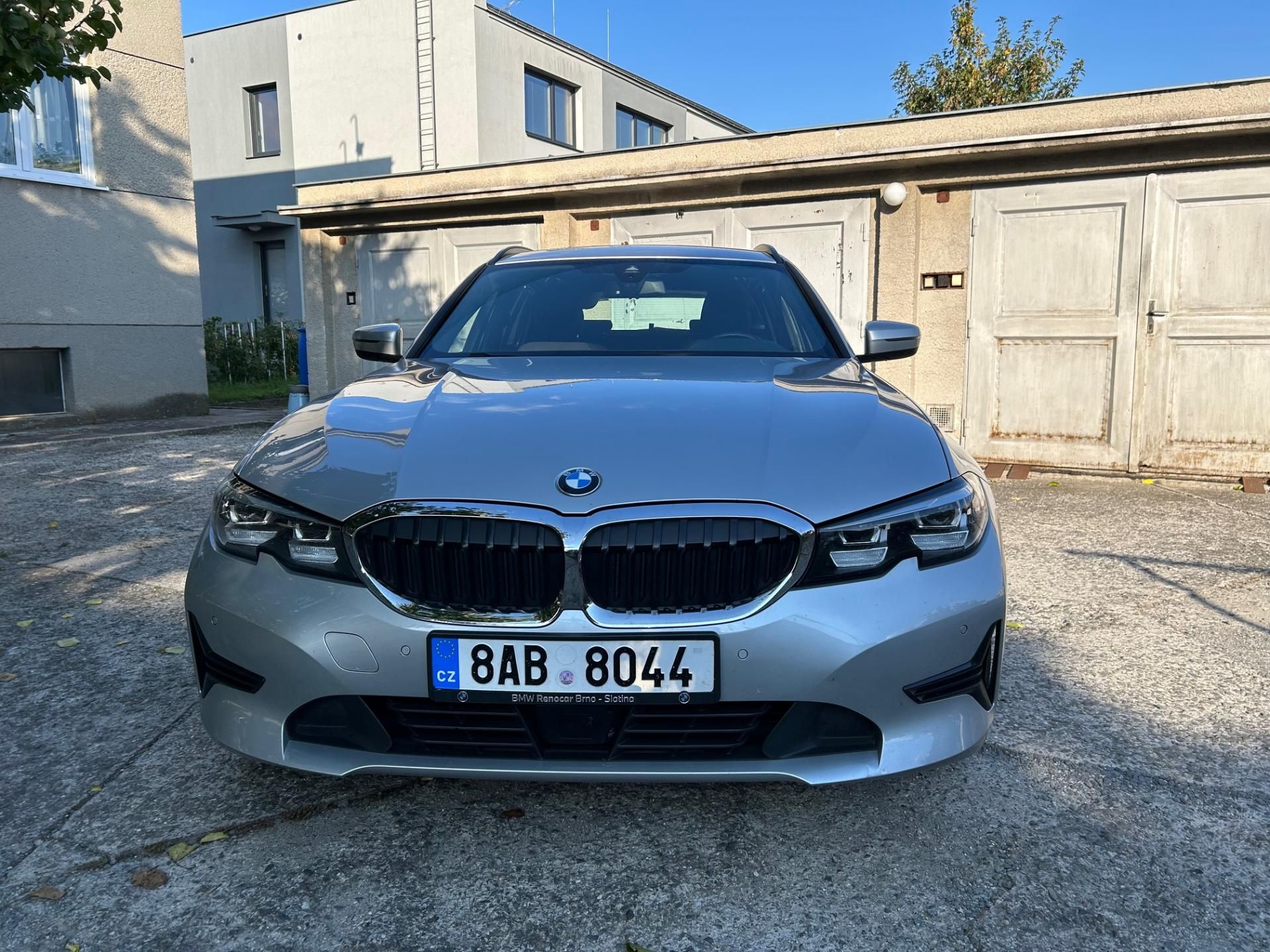 BMW Řada 3, 320d Xdrive - CZ - DPH - fotka 2