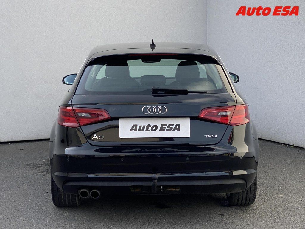 Audi A3, 1.8 TFSI,S-line,bixen,TZ - fotka 5