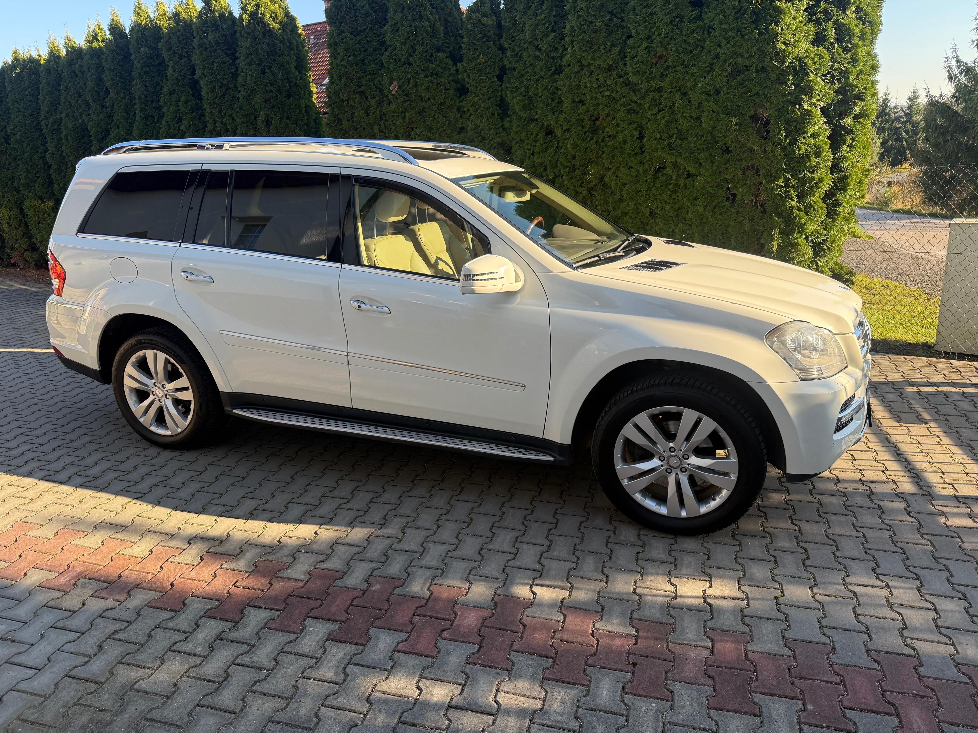 Mercedes-Benz GL, 450i /250kw  4x4 7 Míst Tažné - fotka 2