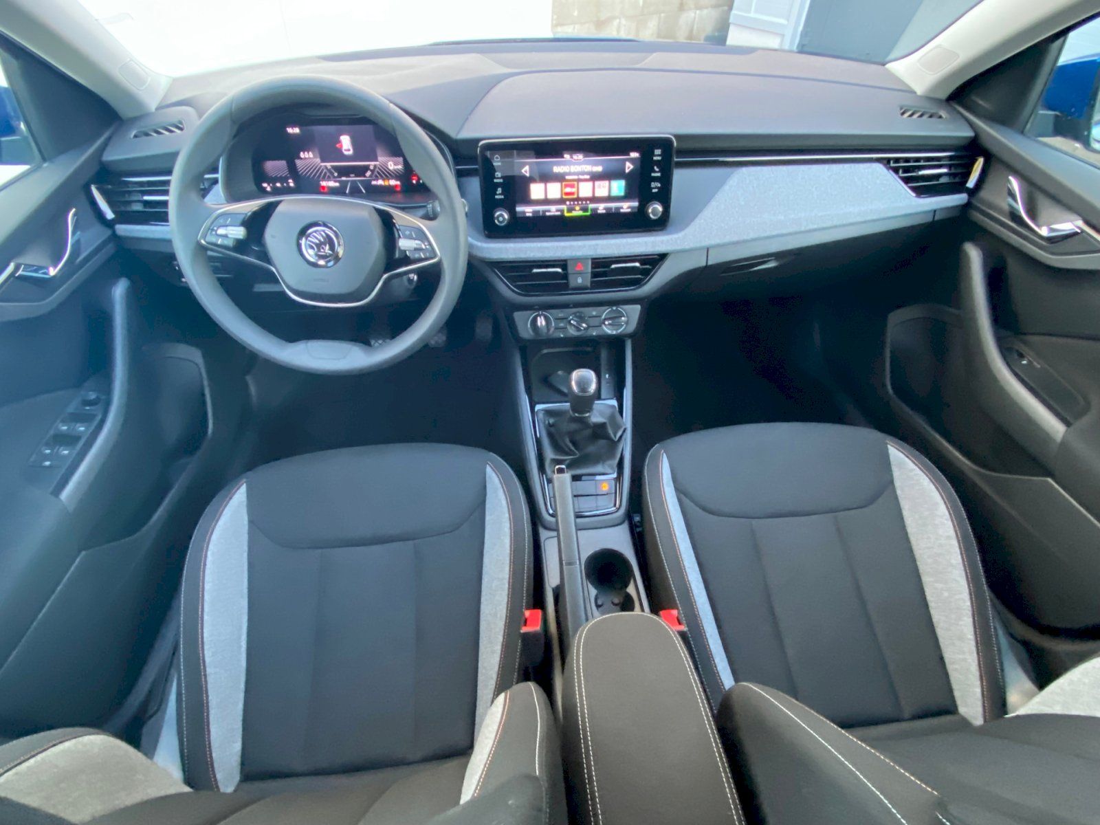 Škoda Scala, Selection 1.0 TSI 85 kW - fotka 5