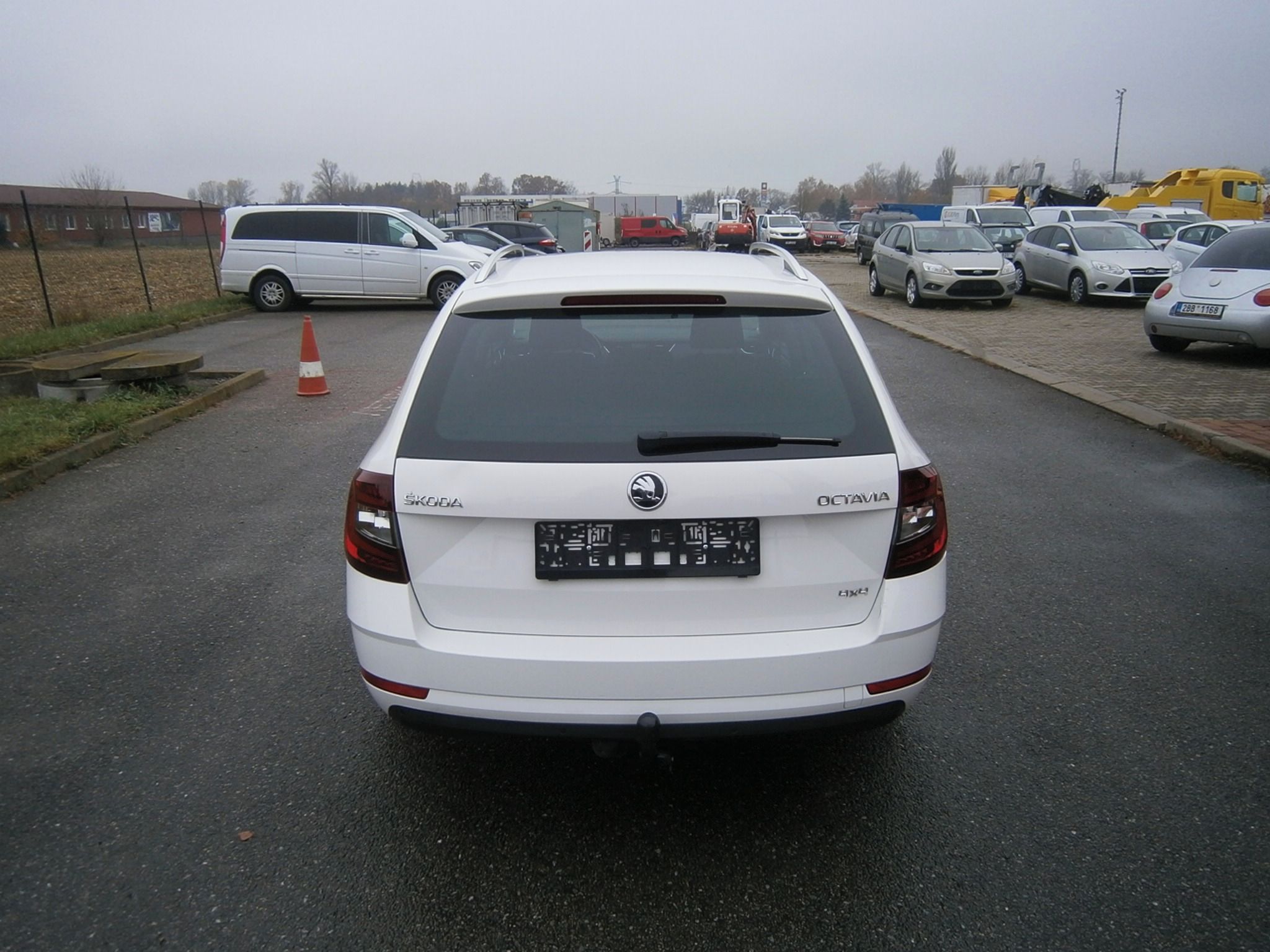 Škoda Octavia, 2,0TDI,110kW,4x4,1.maj,servisk - fotka 5