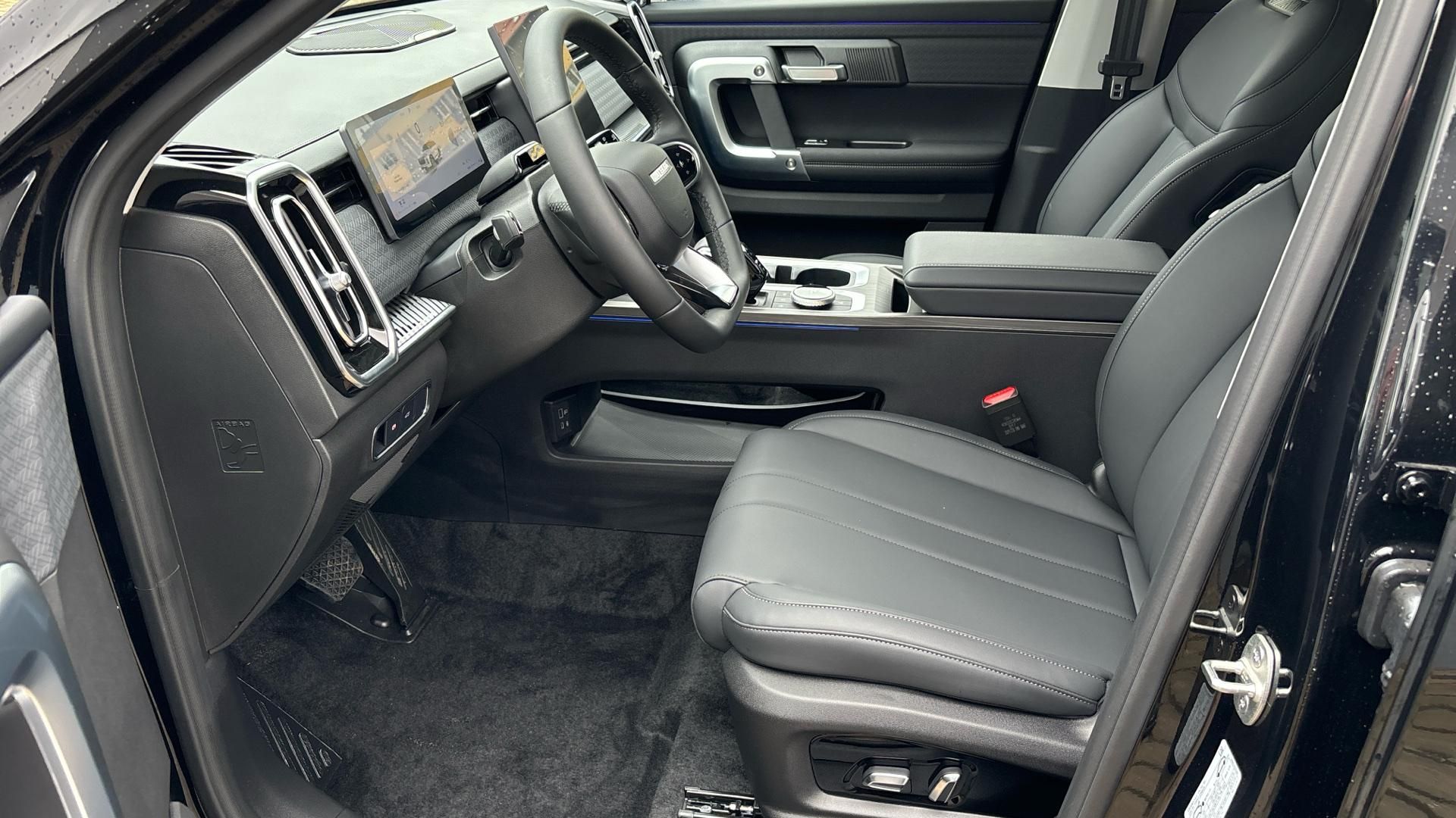 Jaecoo 7, Exclusive 1.6 TGDI 108kW AWD - fotka 6