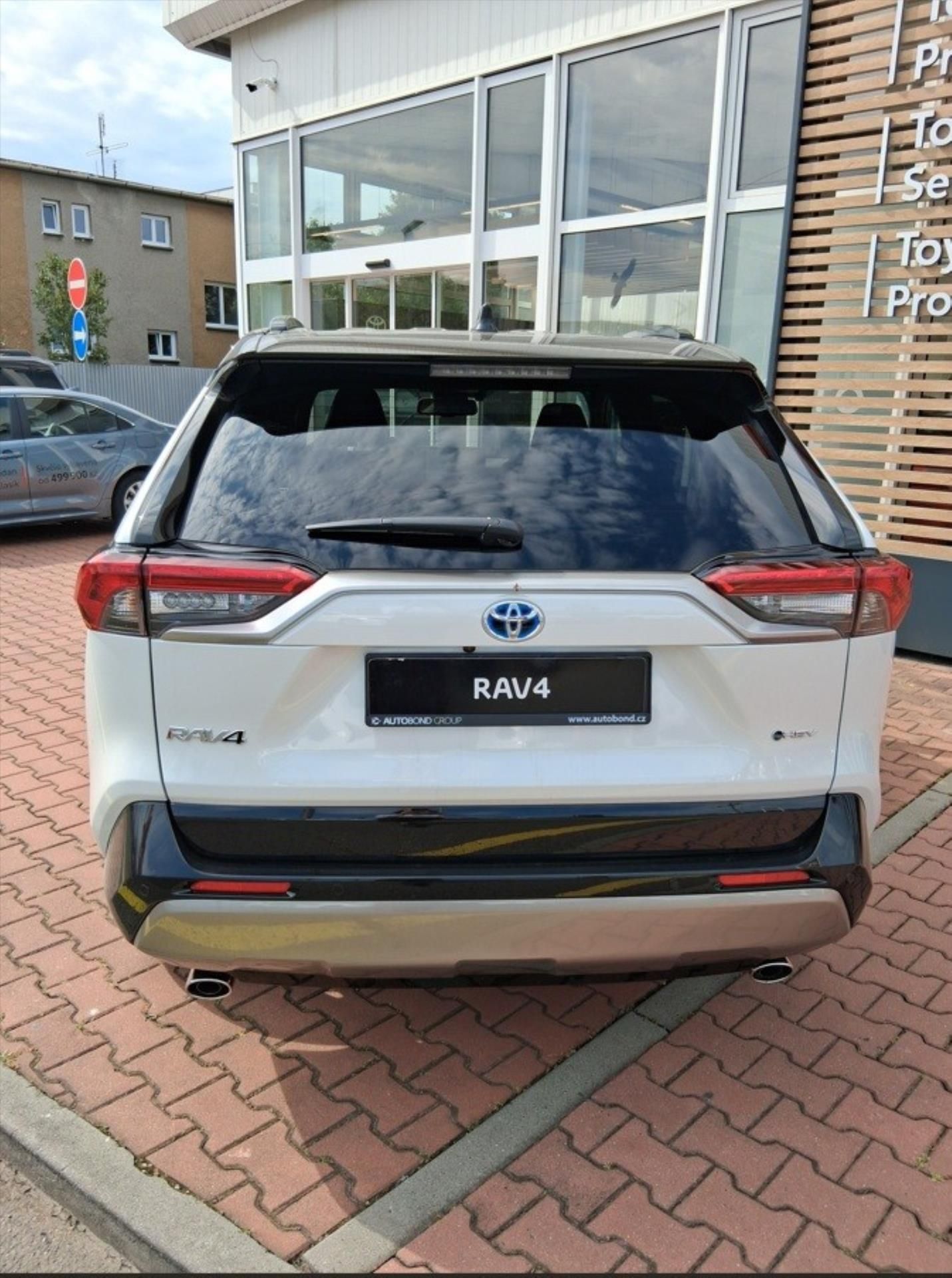 Toyota Rav4, 2,5 HEV 4X2 SELECTION - fotka 5
