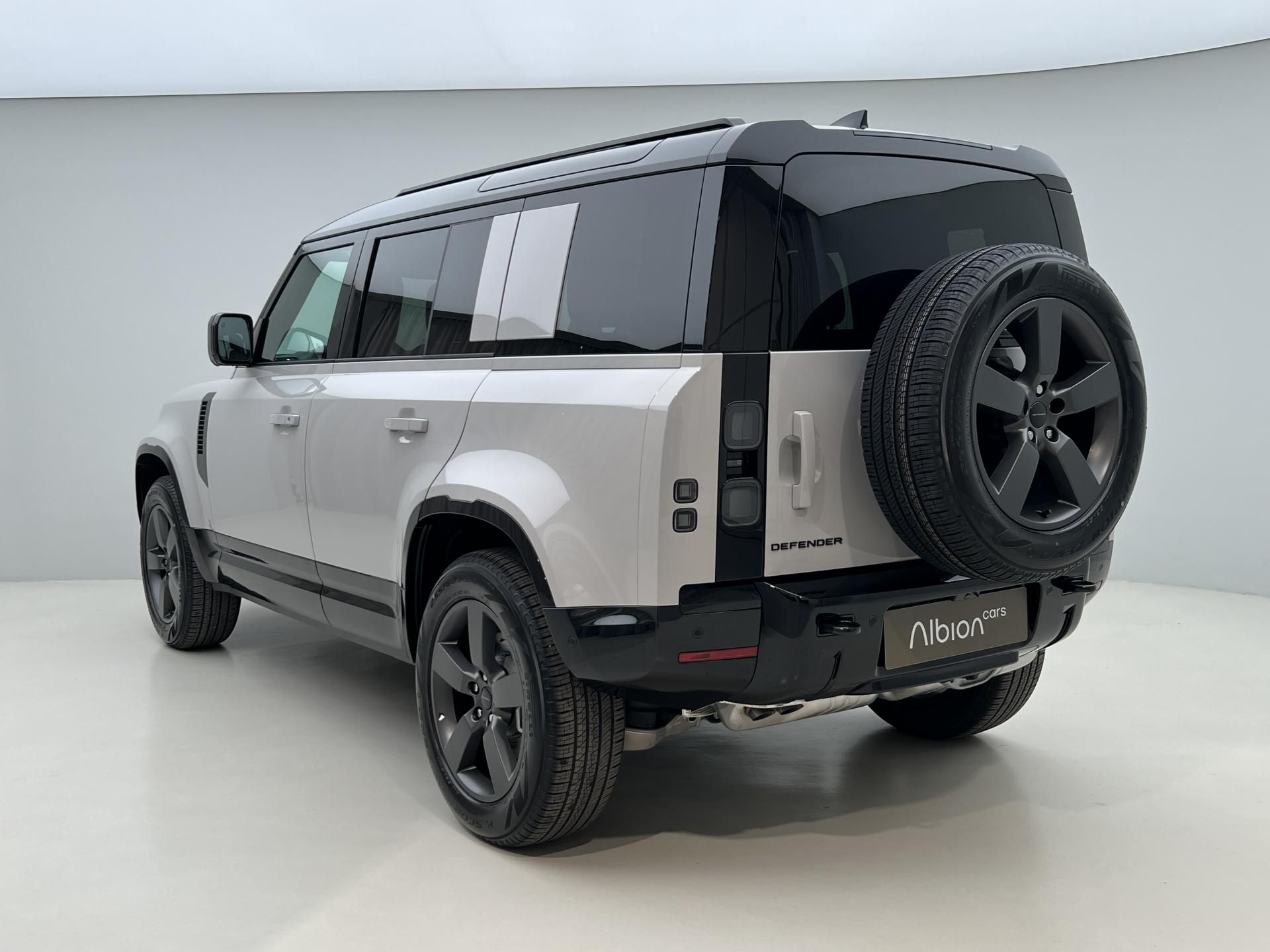 Land Rover Defender, 110 D350 X-DYNAMIC HSE AWD Aut - fotka 4