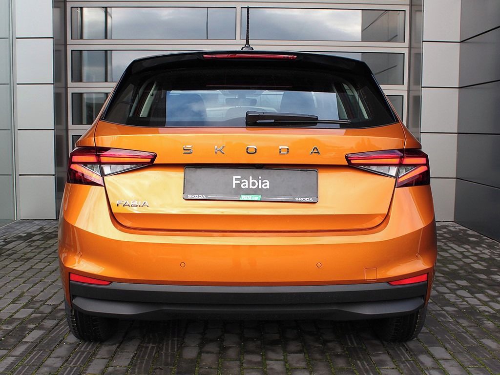 Škoda Fabia, 130 let, komise 372716 - fotka 5