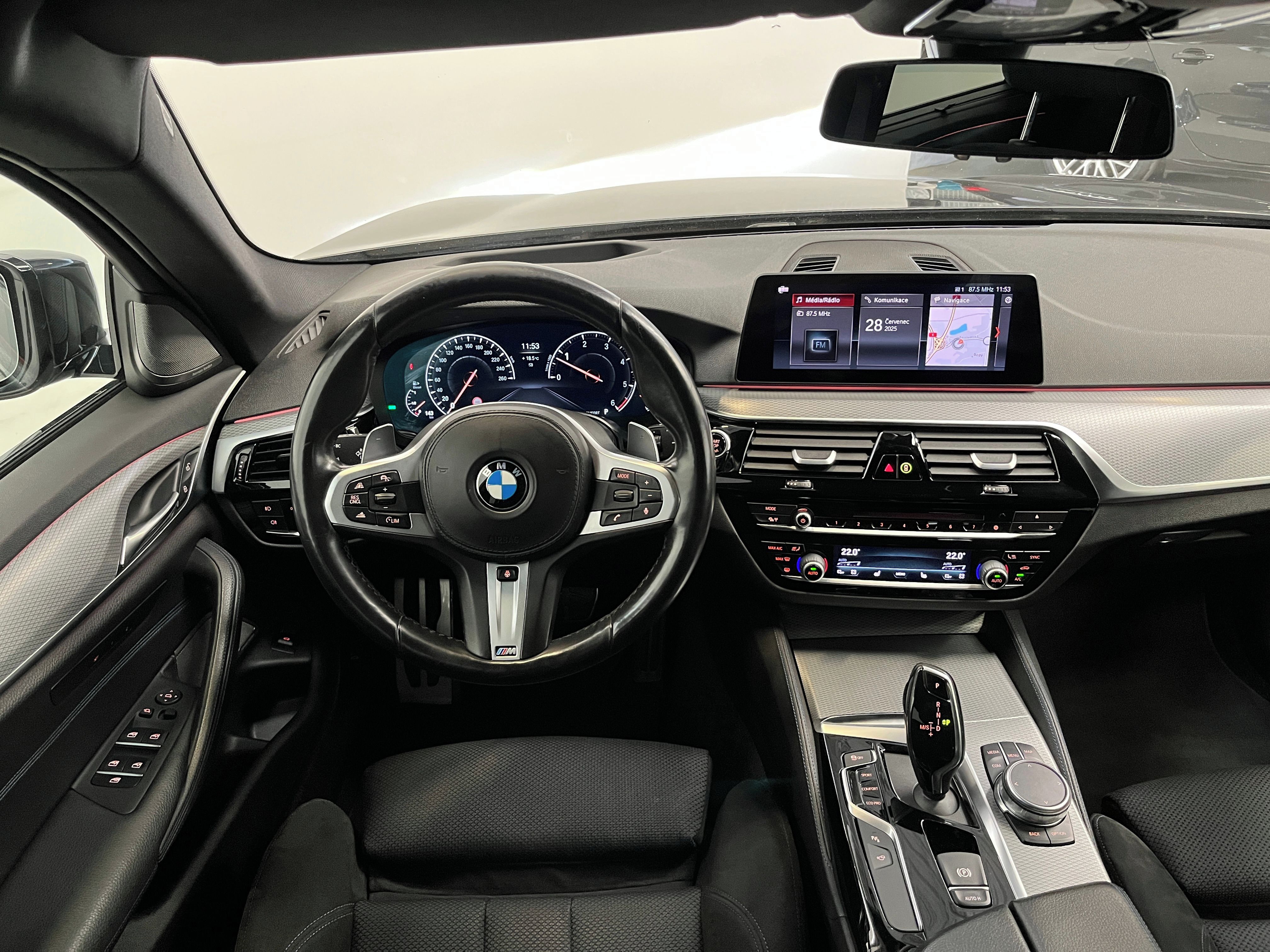 BMW Řada 5, 540xDrive M-Paket 8AT - fotka 5