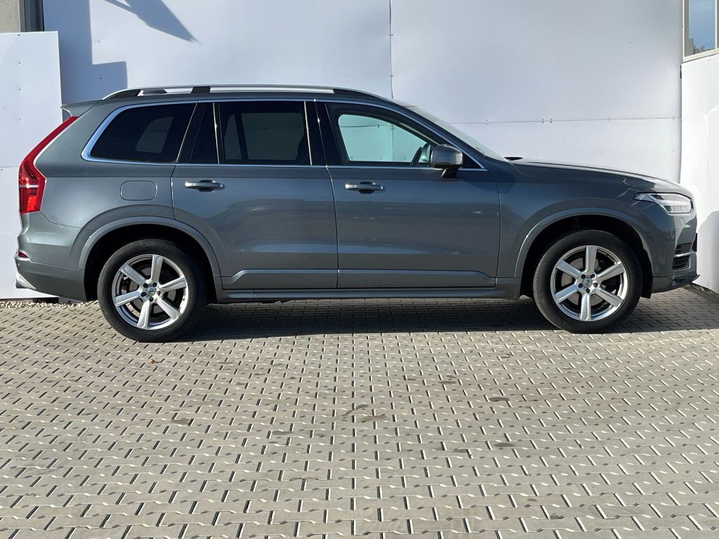 Volvo XC90, Momentum D5 AWD 173kW - fotka 3