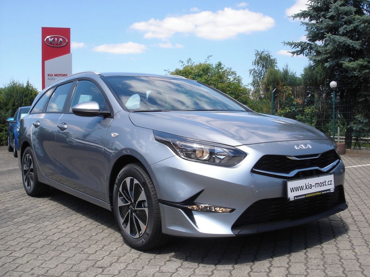 Kia Cee´d SW, 1.5 T-GDi SPIN 2025 SLEVA - fotka 2