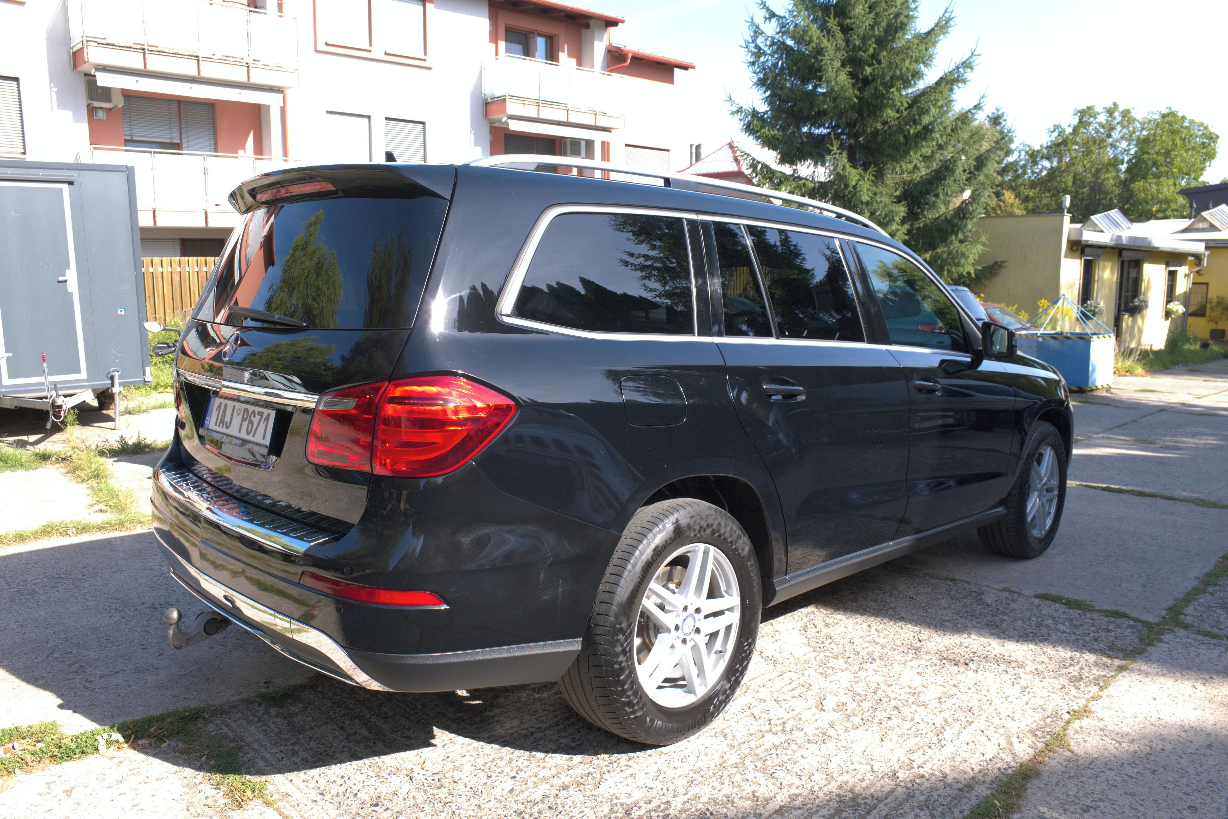 Mercedes-Benz GL, 350 BLUETEC 4Matic - fotka 5