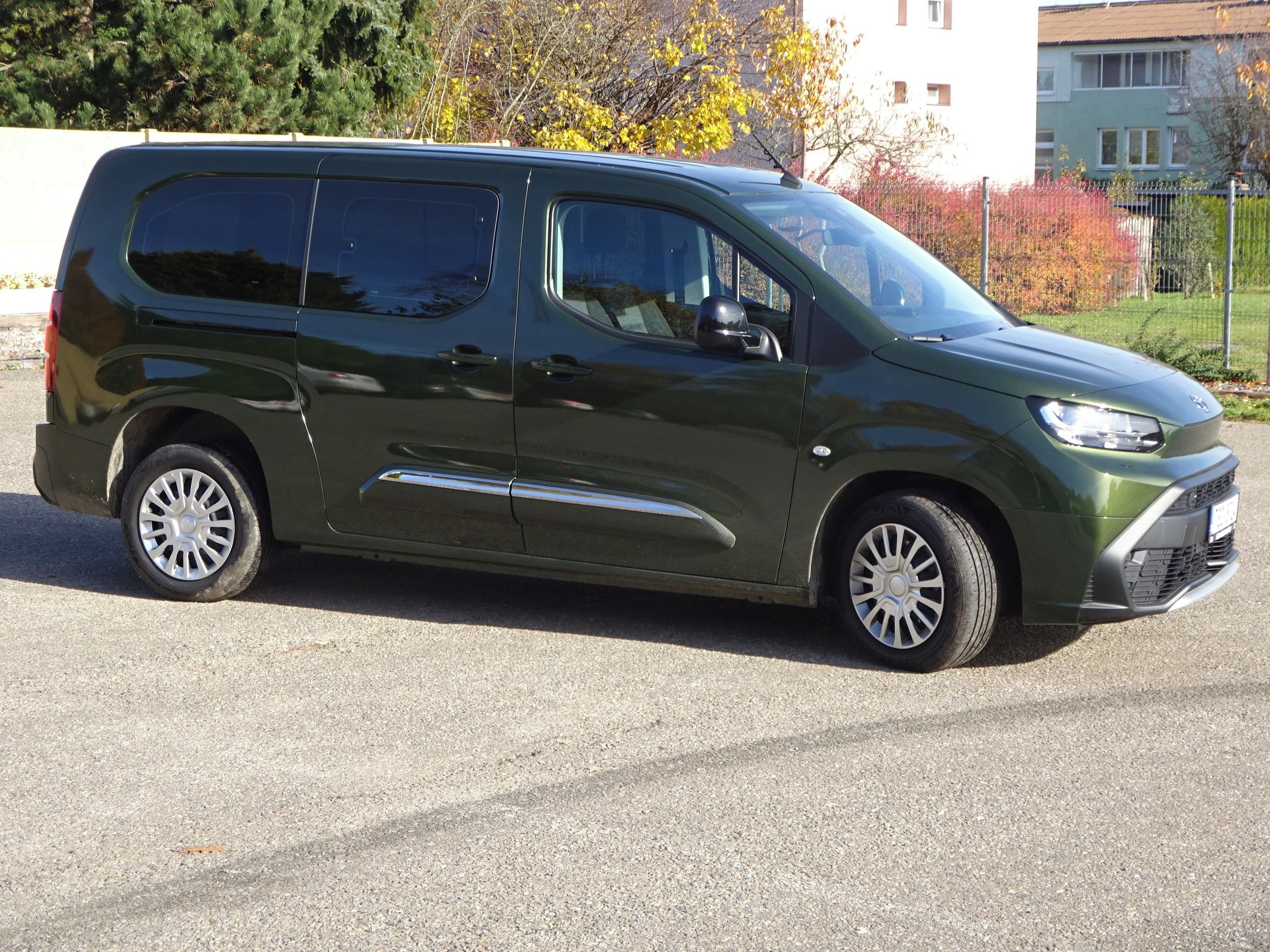 Toyota Proace City Verso, 1.5 D Long AUTOMAT 7.Míst - fotka 2
