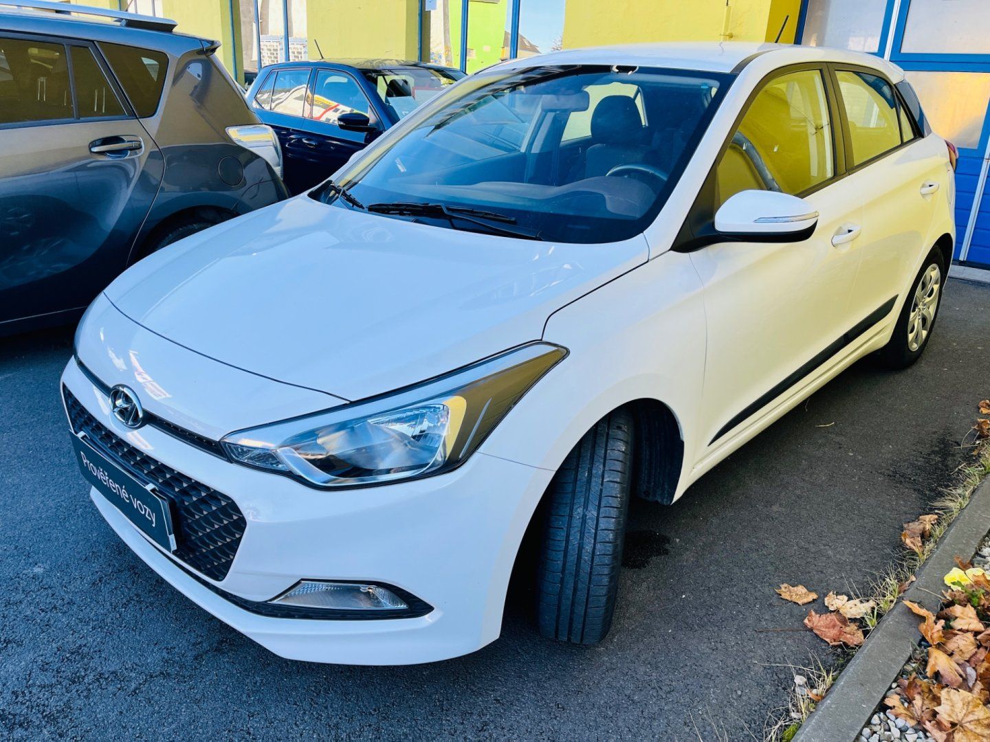 Hyundai i20, 1.2 i BENZÍN NAJETO JEN 50 TIS - fotka 3