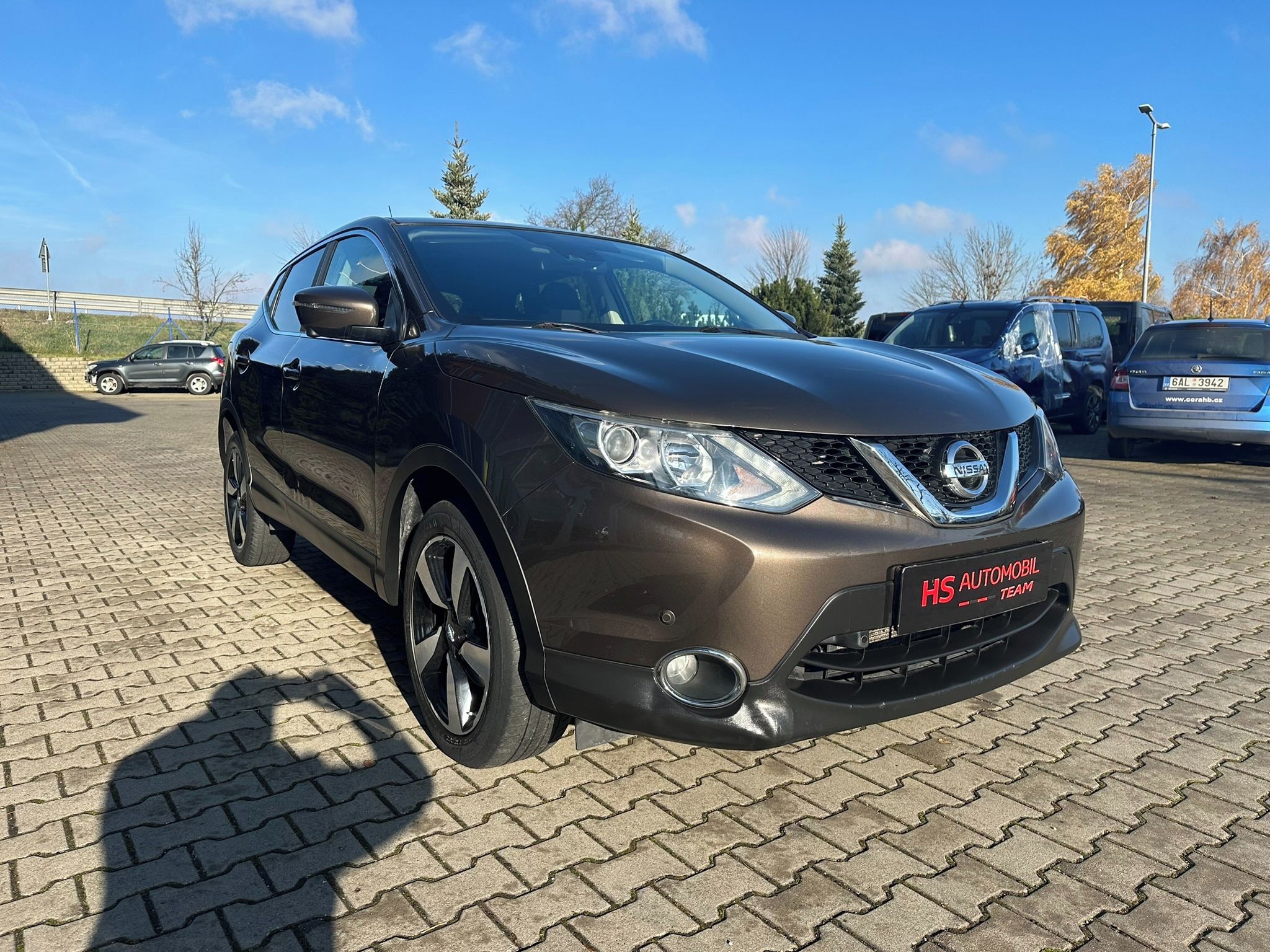 Nissan Qashqai, 1,2 DIG-T Executive 85kW - fotka 4