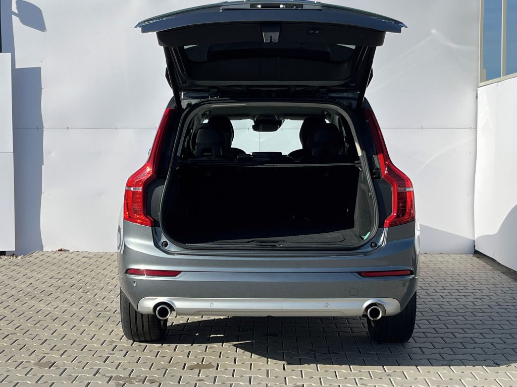 Volvo XC90, Momentum D5 AWD 173kW - fotka 6