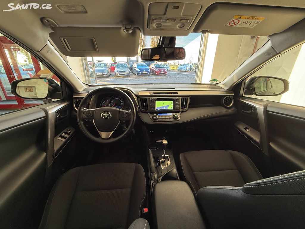 Toyota Rav4, fotka 22