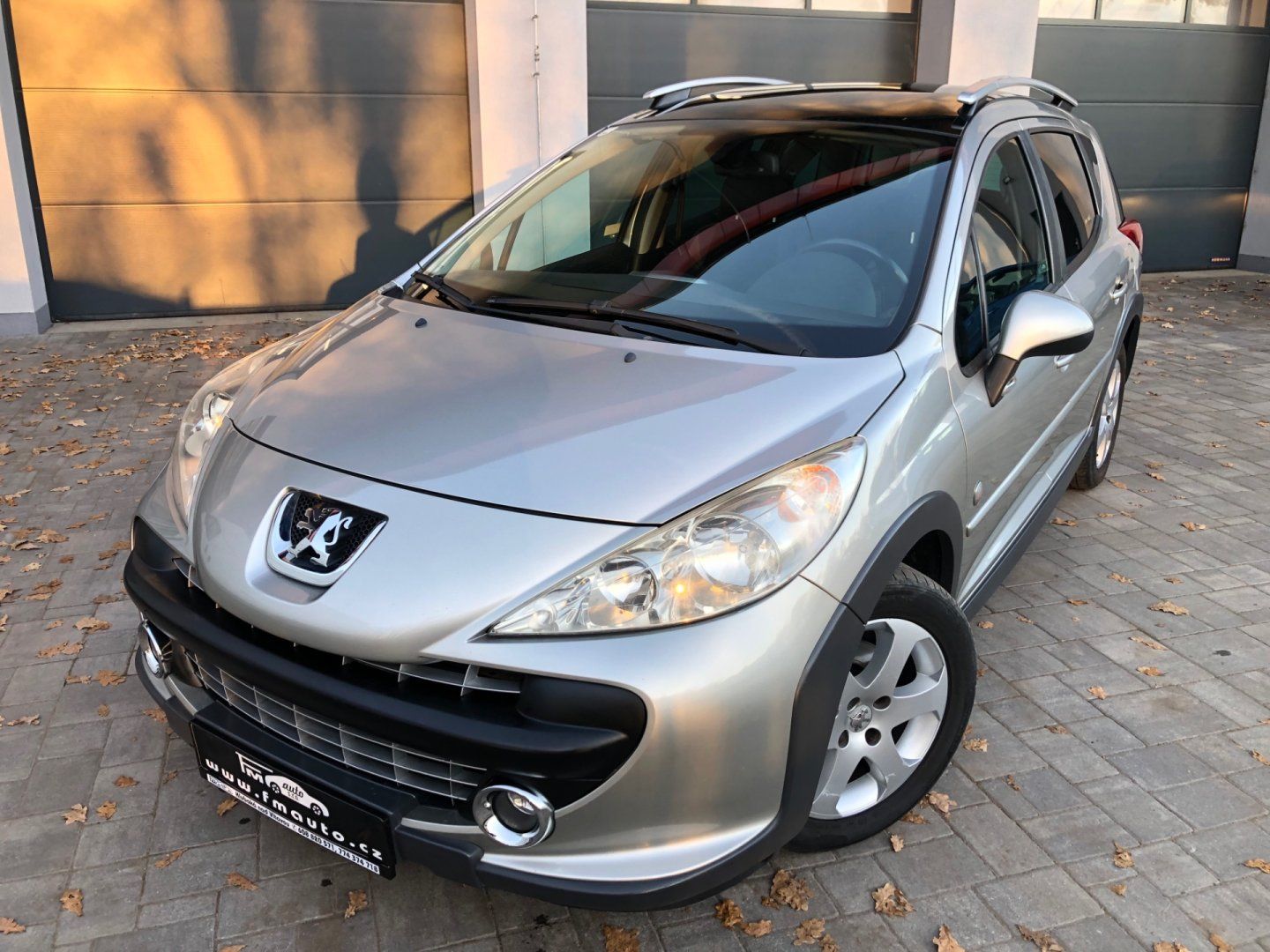 Peugeot 207, 1.6 HDi OUTDOOR - fotka 2