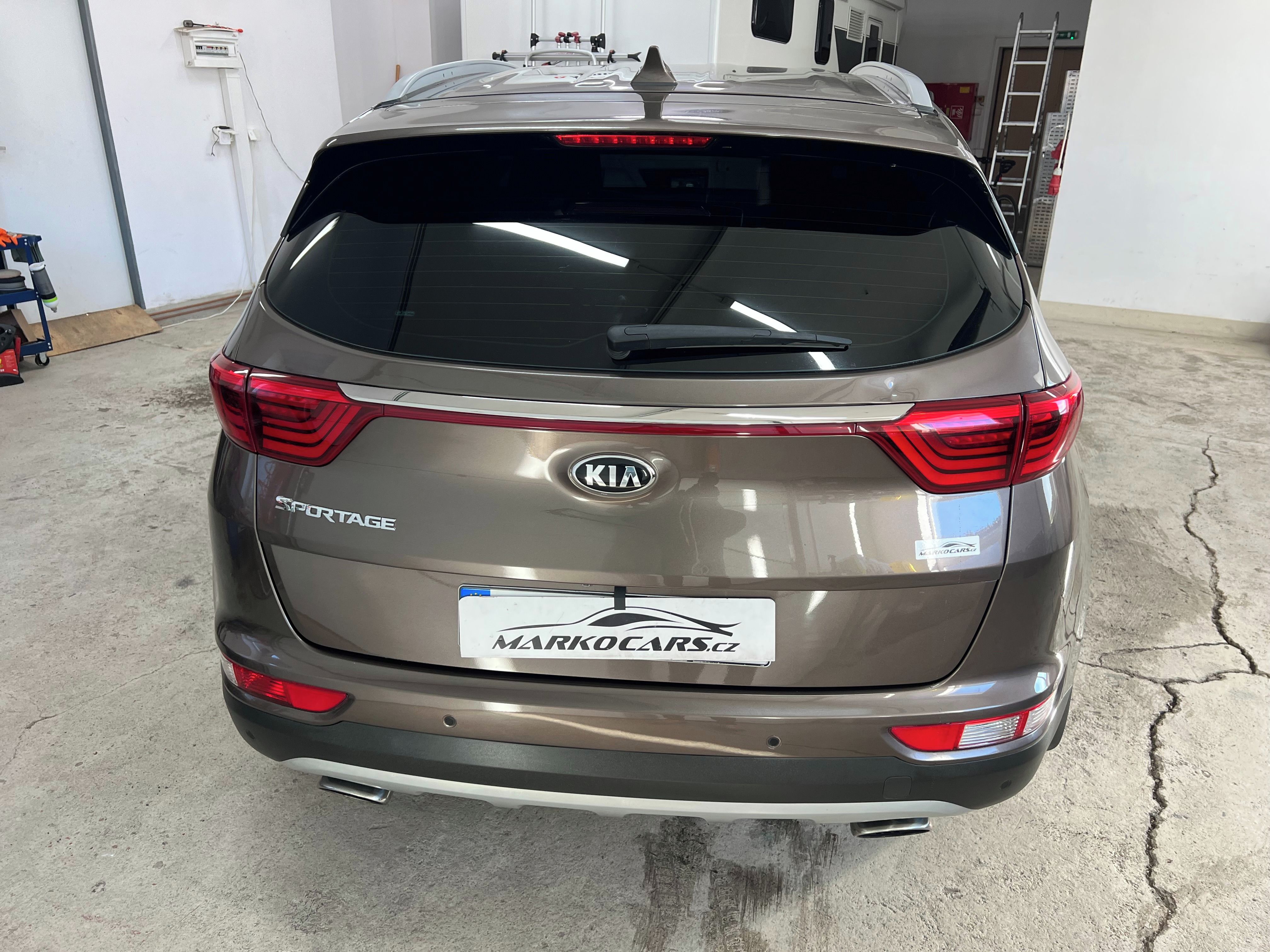 Kia Sportage, 1.6 T-GDI 130KW + SADA KOL - fotka 6