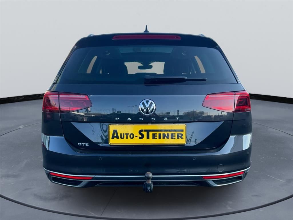 Volkswagen Passat, GTE,Panorama,TZ,ACC,1.Maj - fotka 6