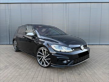 7.5 R 2.0 TSI 228kW, 4Motion