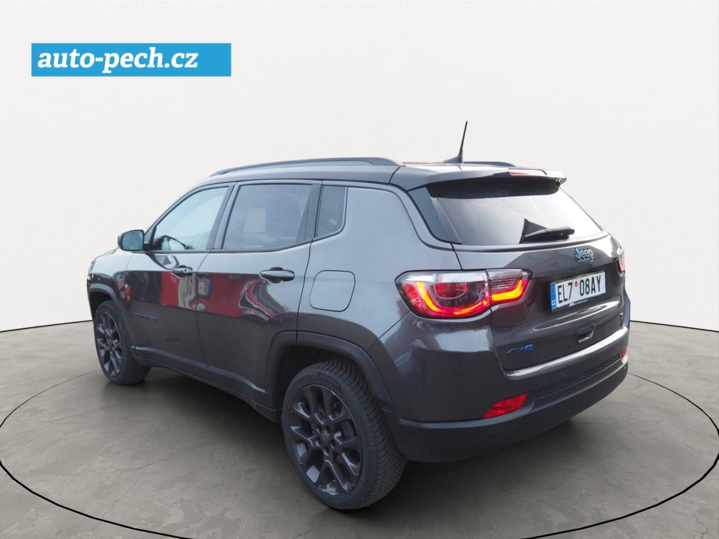 Jeep Compass, 1.3iPHEV 4Xe 177kW S AT,PANO - fotka 2