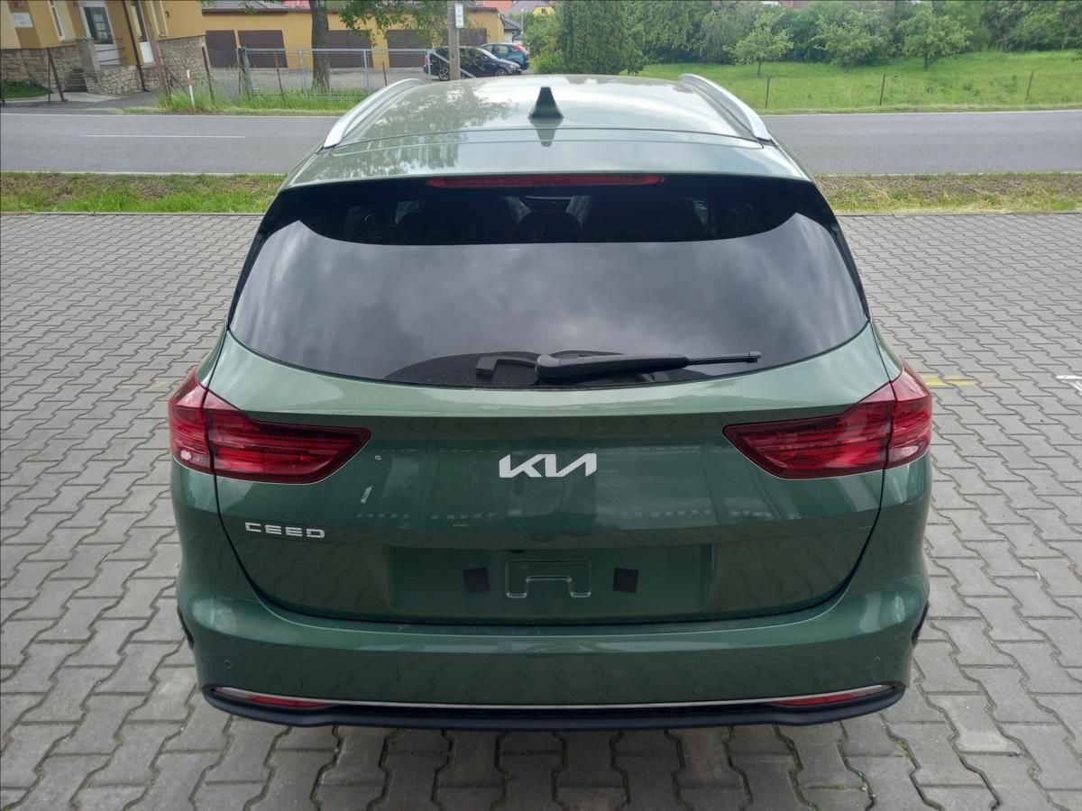 Kia Cee´d, 1,5 SW T-GDi TOP - fotka 6