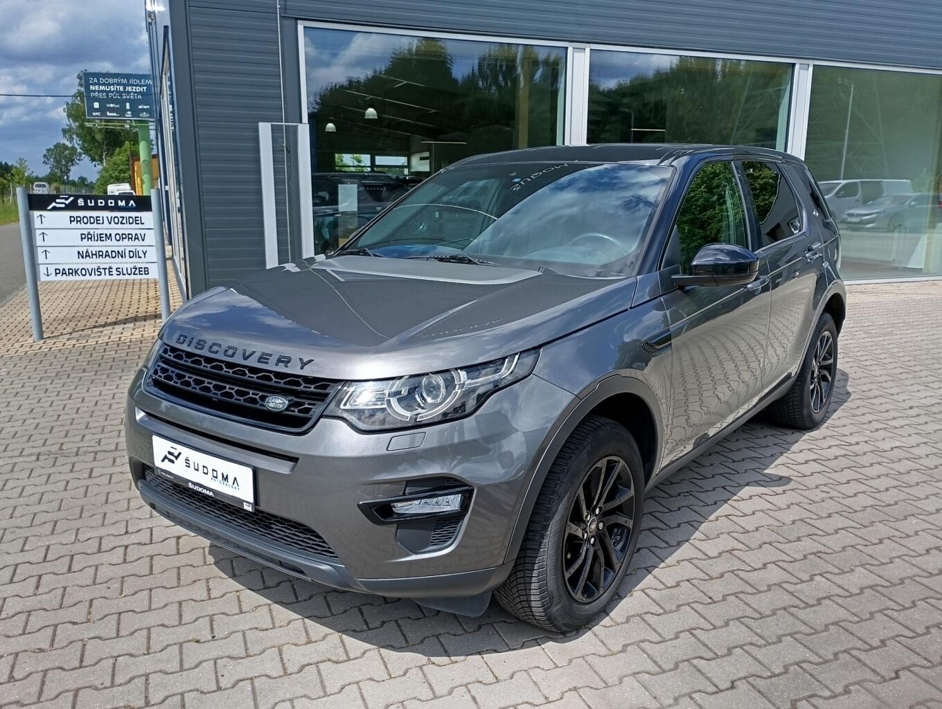 Land Rover Discovery Sport, 2.0 TD4 automat - fotka 3