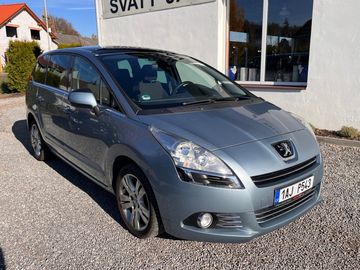 1.6 i Velmi zachovalé