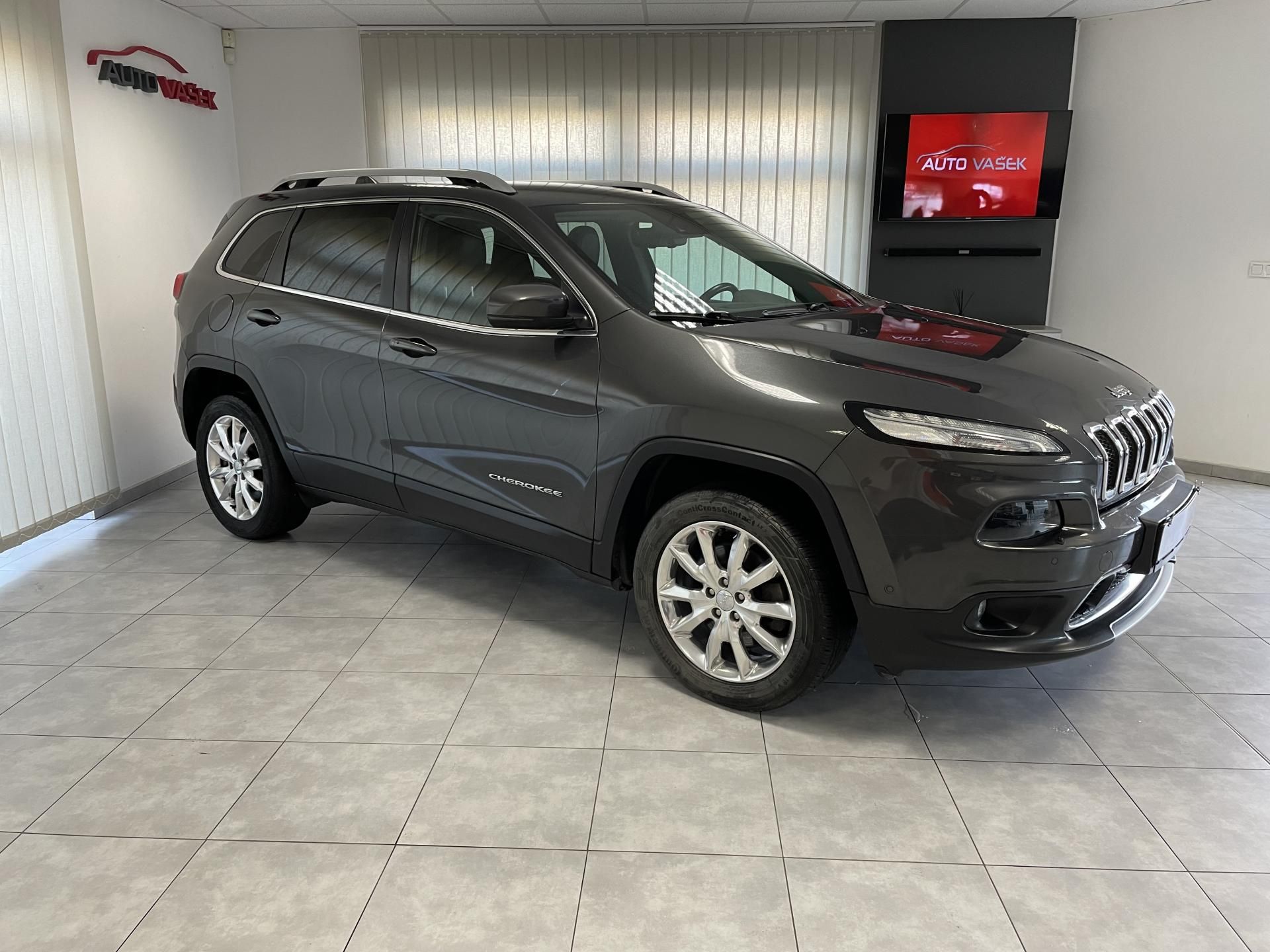 Jeep Cherokee, 2.2 M-JET,A/T,4x4,1.MAJ.TZ - fotka 2