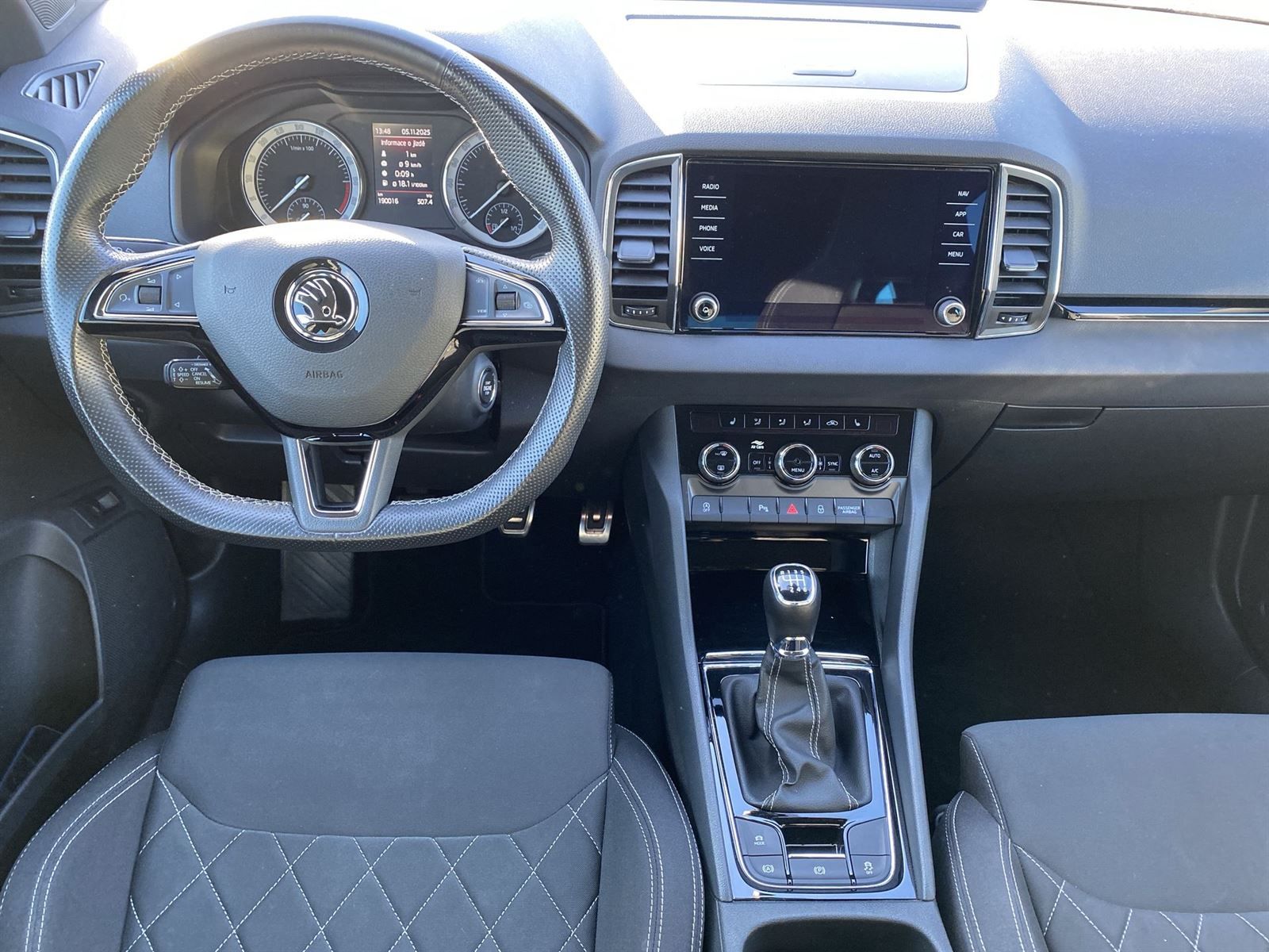 Škoda Karoq, 2.0 TDI Sportline - fotka 5