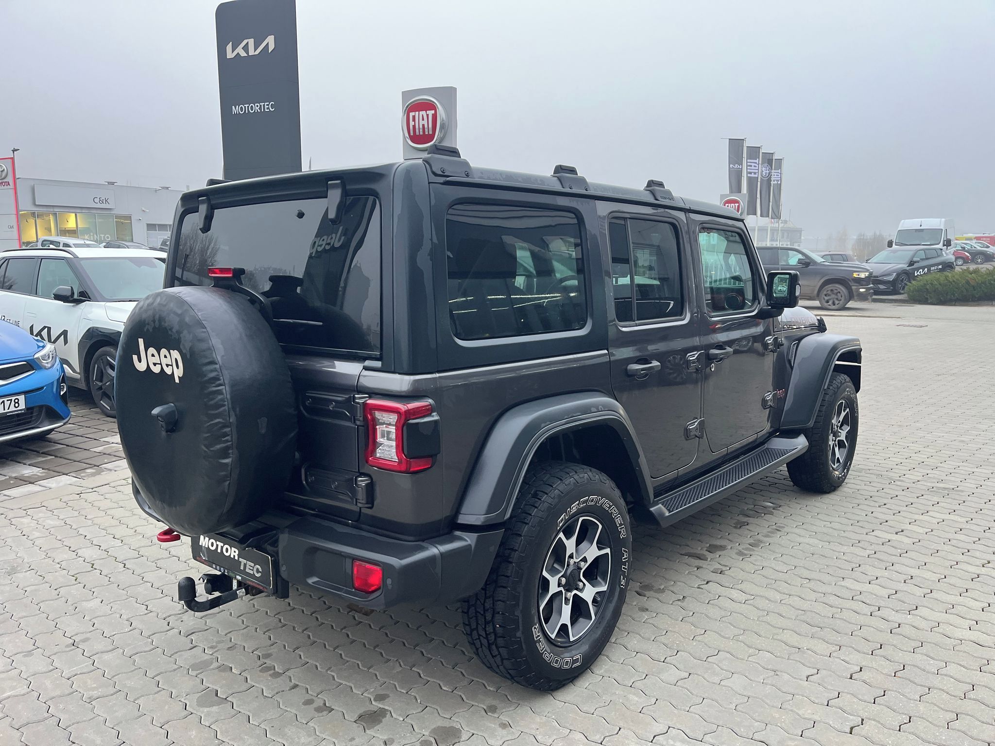 Jeep Wrangler, 2.0 T 272K Unlimited Rubicon A - fotka 3