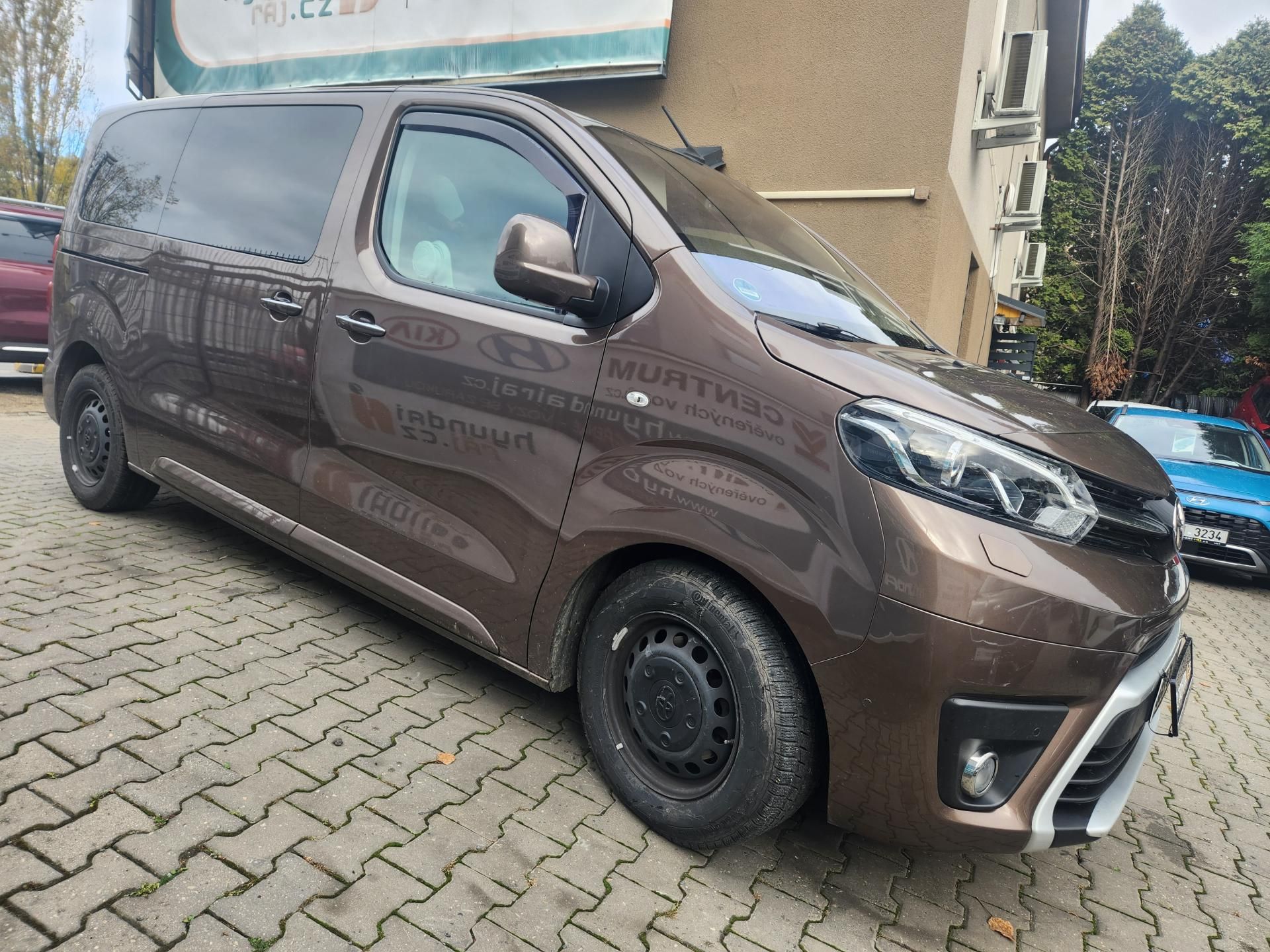 Toyota Proace, 2.0-8 MÍST-PRAV.SERVIS-KAMERA - fotka 4