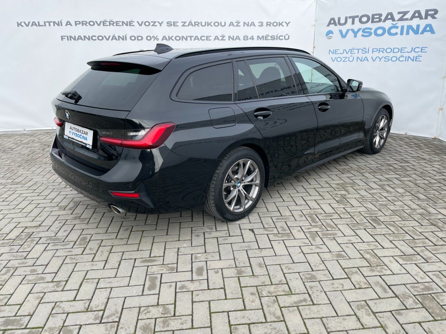 BMW Řada 3, Com. 318d 110kW Sport! - fotka 4