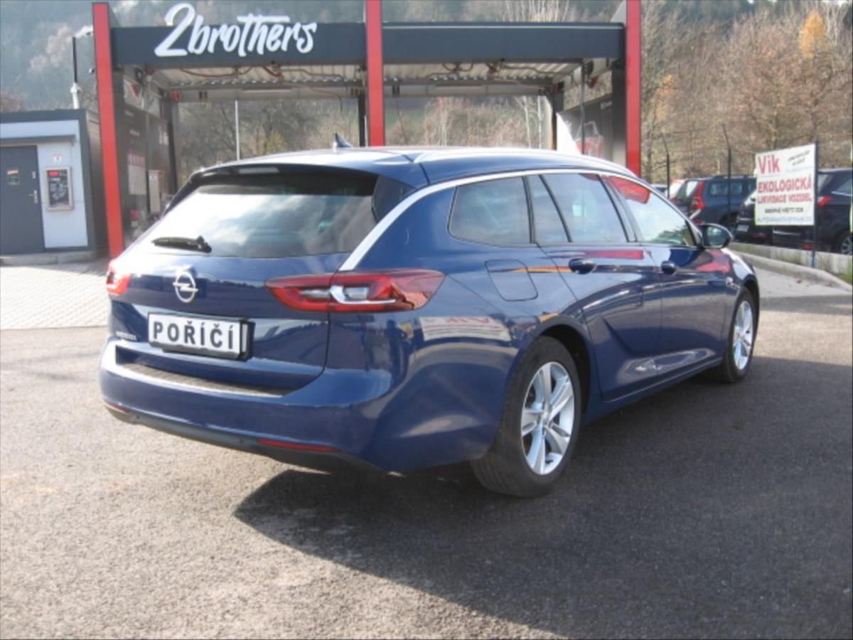 Opel Insignia, 2,0 Automat - fotka 5