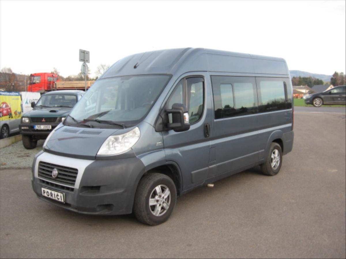 Fiat Ducato, 2,3 8 Míst + Spaní - fotka 2