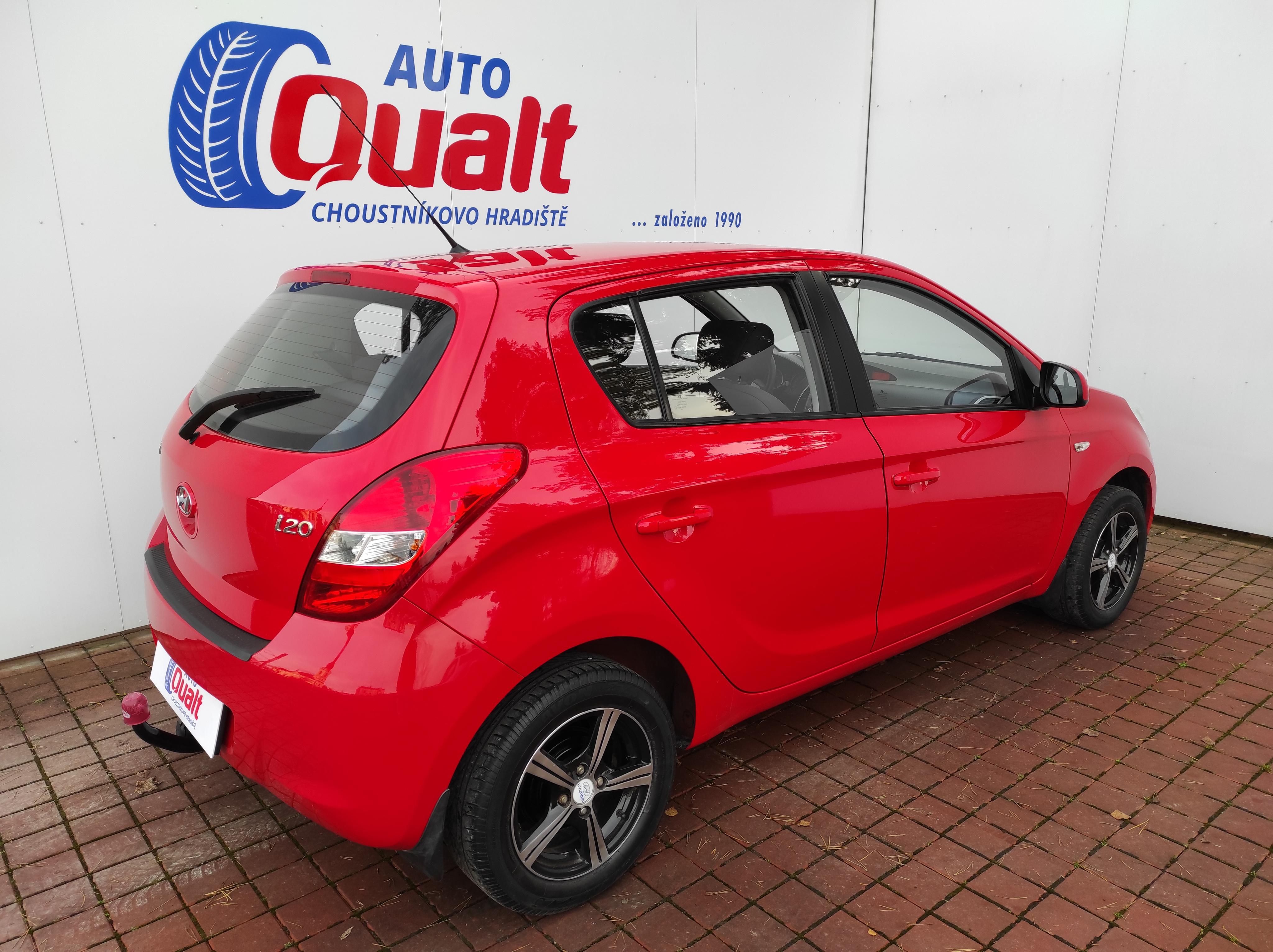 Hyundai i20, 1.2 ČR, 2. MAJ, KLIMA, ZÁVĚS - fotka 3
