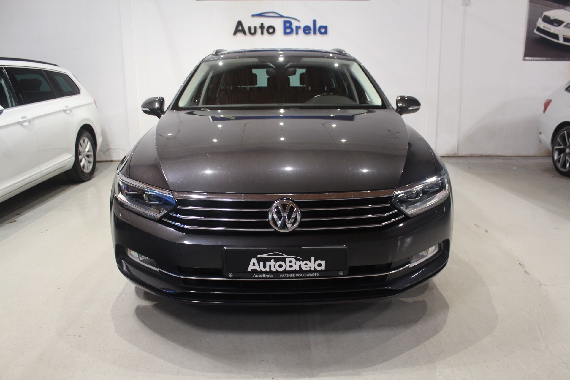 Volkswagen Passat, 2.0TDI DSG NAVI LED DISPLAY - fotka 4