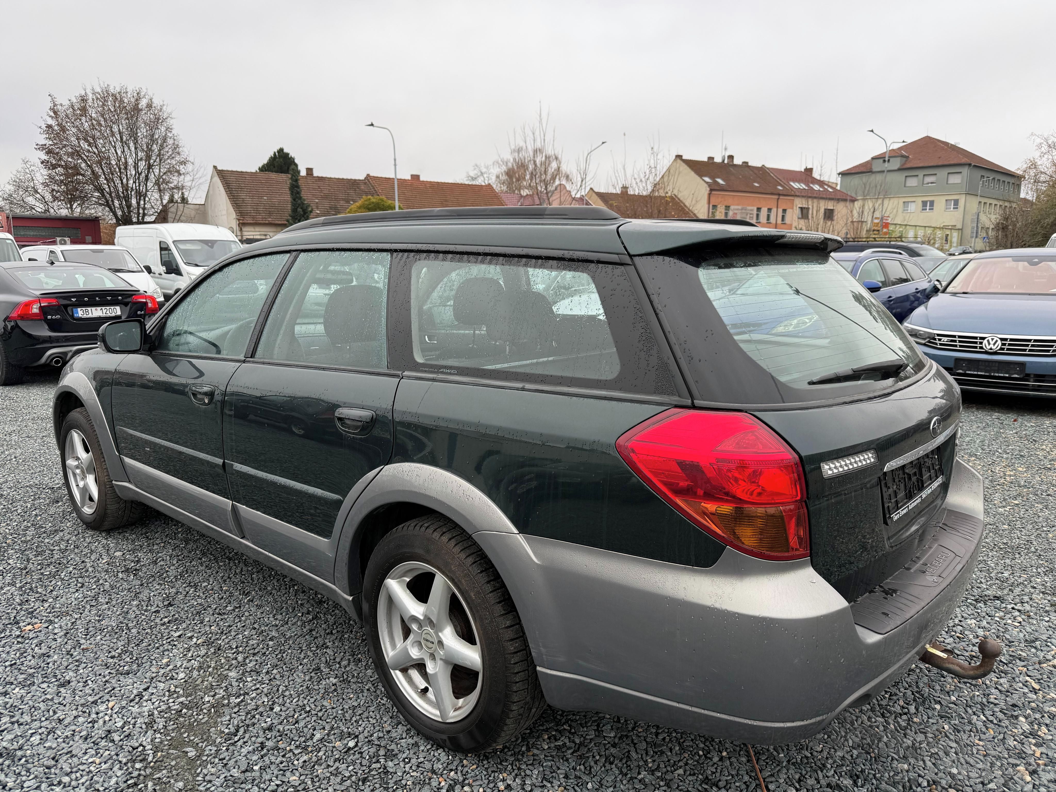 Subaru Outback, 2.5 i 121Kw 4x4 - fotka 5