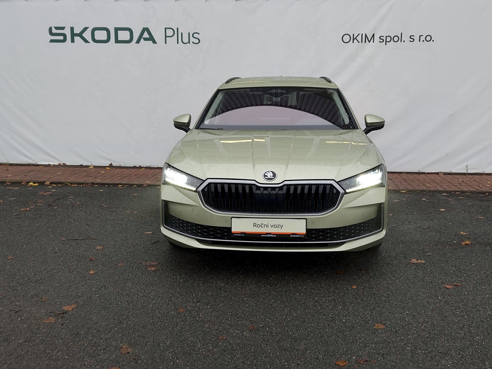 Škoda Superb, Combi Selection 2,0 Tdi 110 Kw - fotka 4