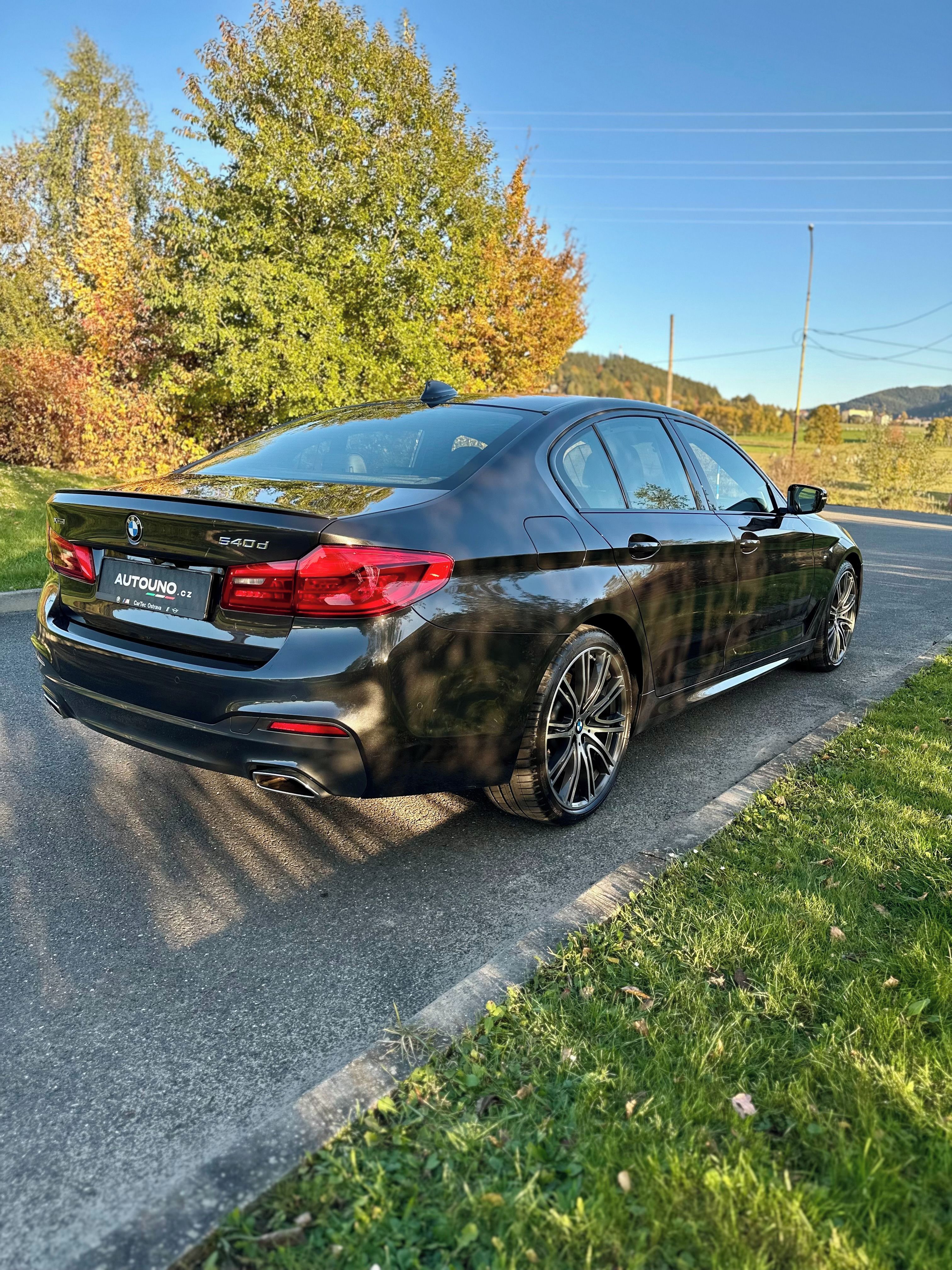 BMW Řada 5, 540 xd M Paket ČR - fotka 6