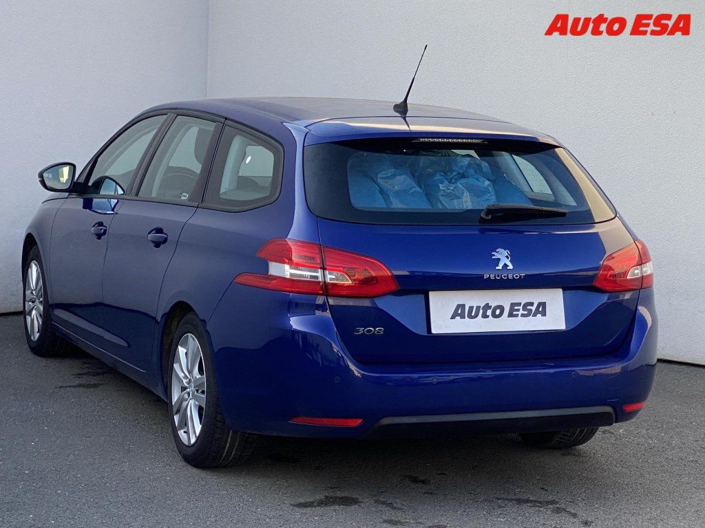 Peugeot 308, 1.2 PT,2.maj,ČR,Active - fotka 6