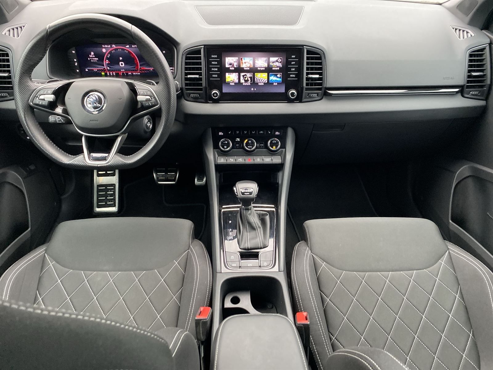Škoda Karoq, 2.0 TDI 4x4 DSG Sportline - fotka 5