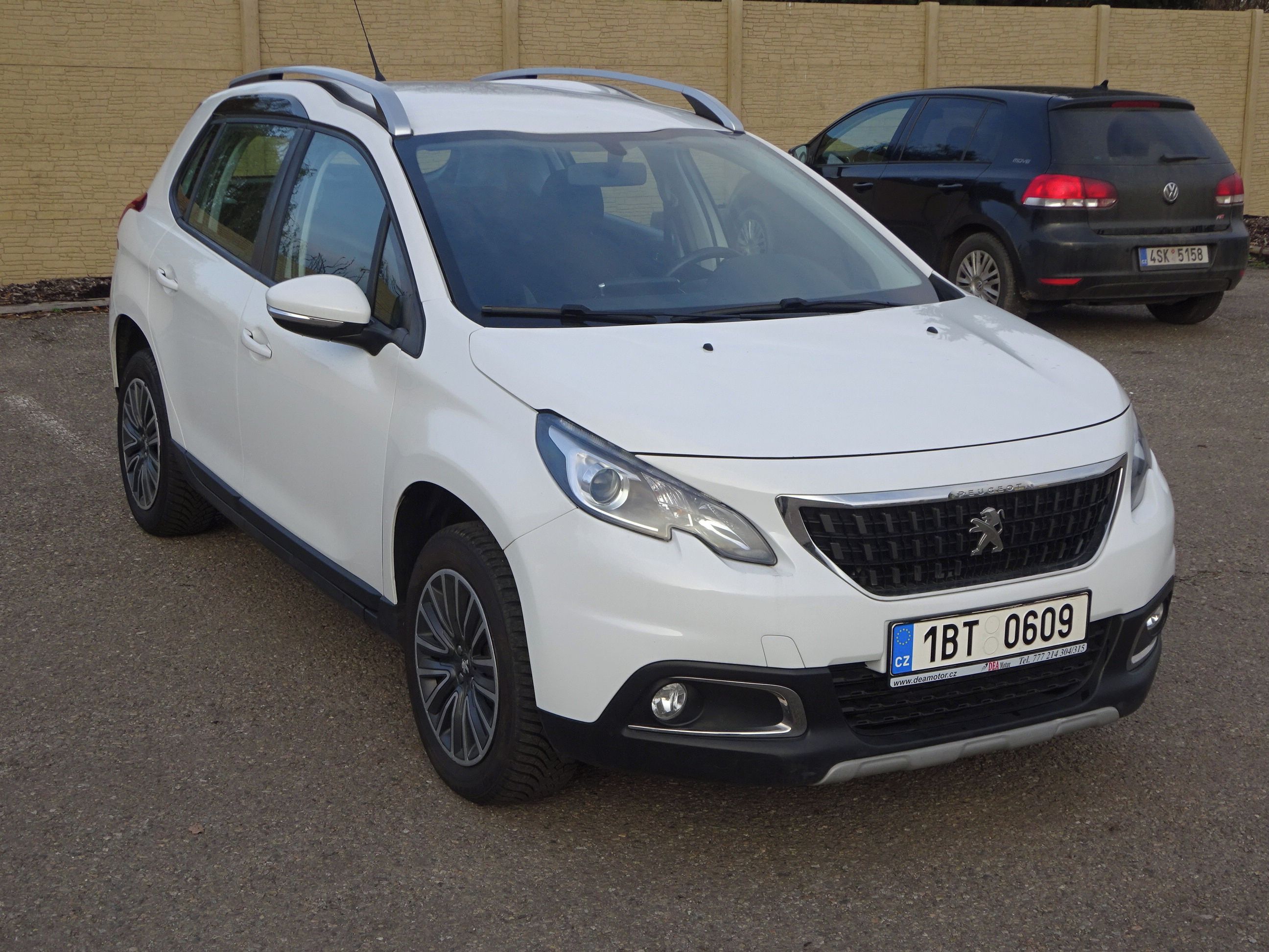 Peugeot 2008, 1.2 Pure 2.Maj.serv.kníž. 81kw
