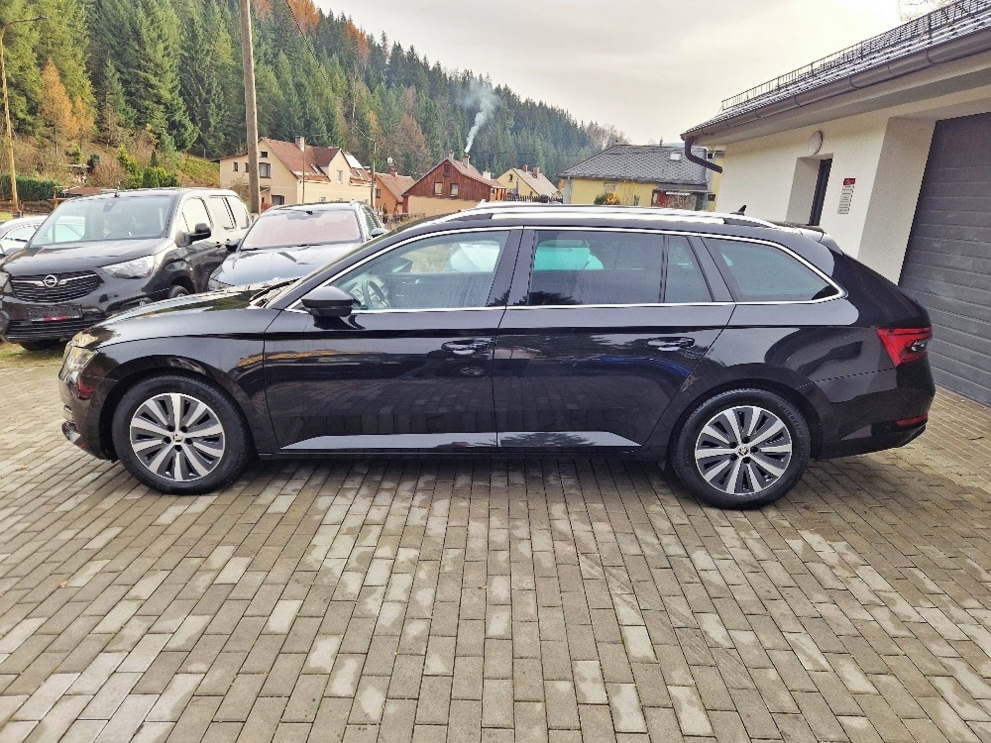Škoda Superb, 2.0 TDi Style (110 kW), DSG - fotka 5