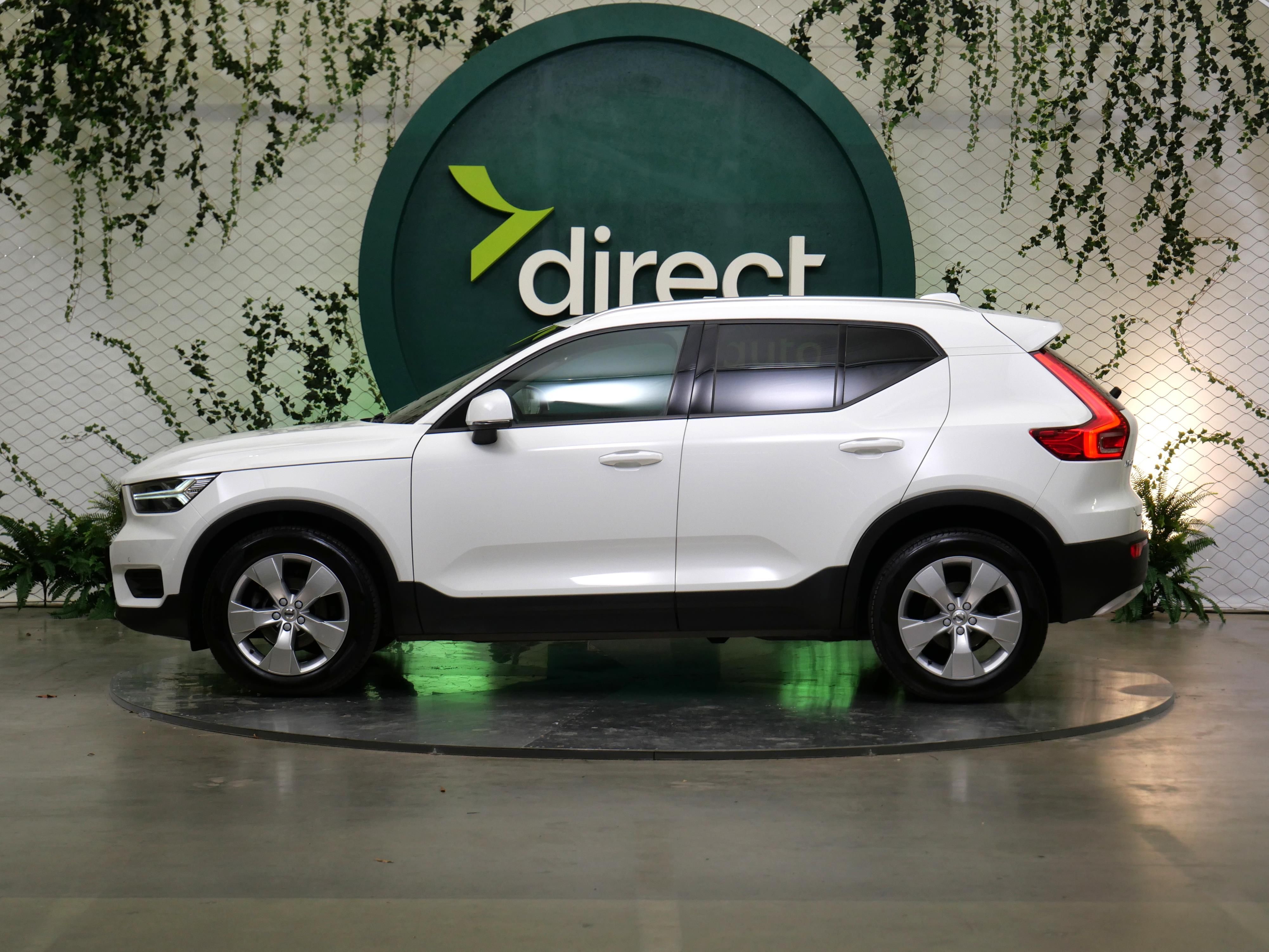 Volvo XC40, 2.0 D3 110 kW Momentum Pro - fotka 3
