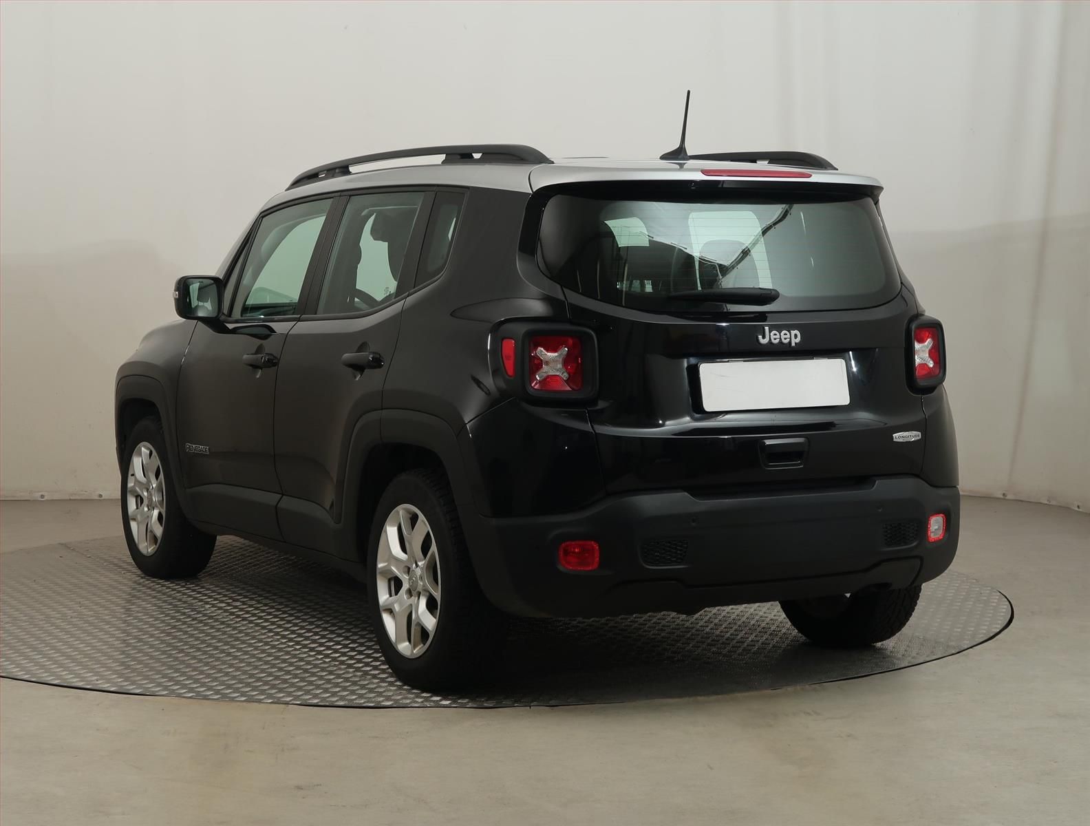 Jeep Renegade, 1.6 MultiJet, NOVÁ CENA - fotka 4