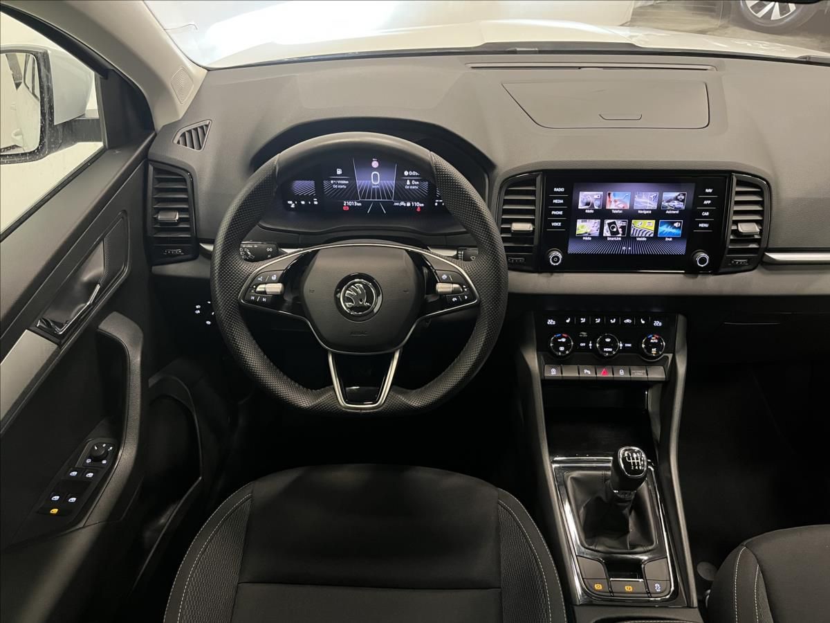 Škoda Karoq, 1,5 TSI Selection Dr - fotka 5