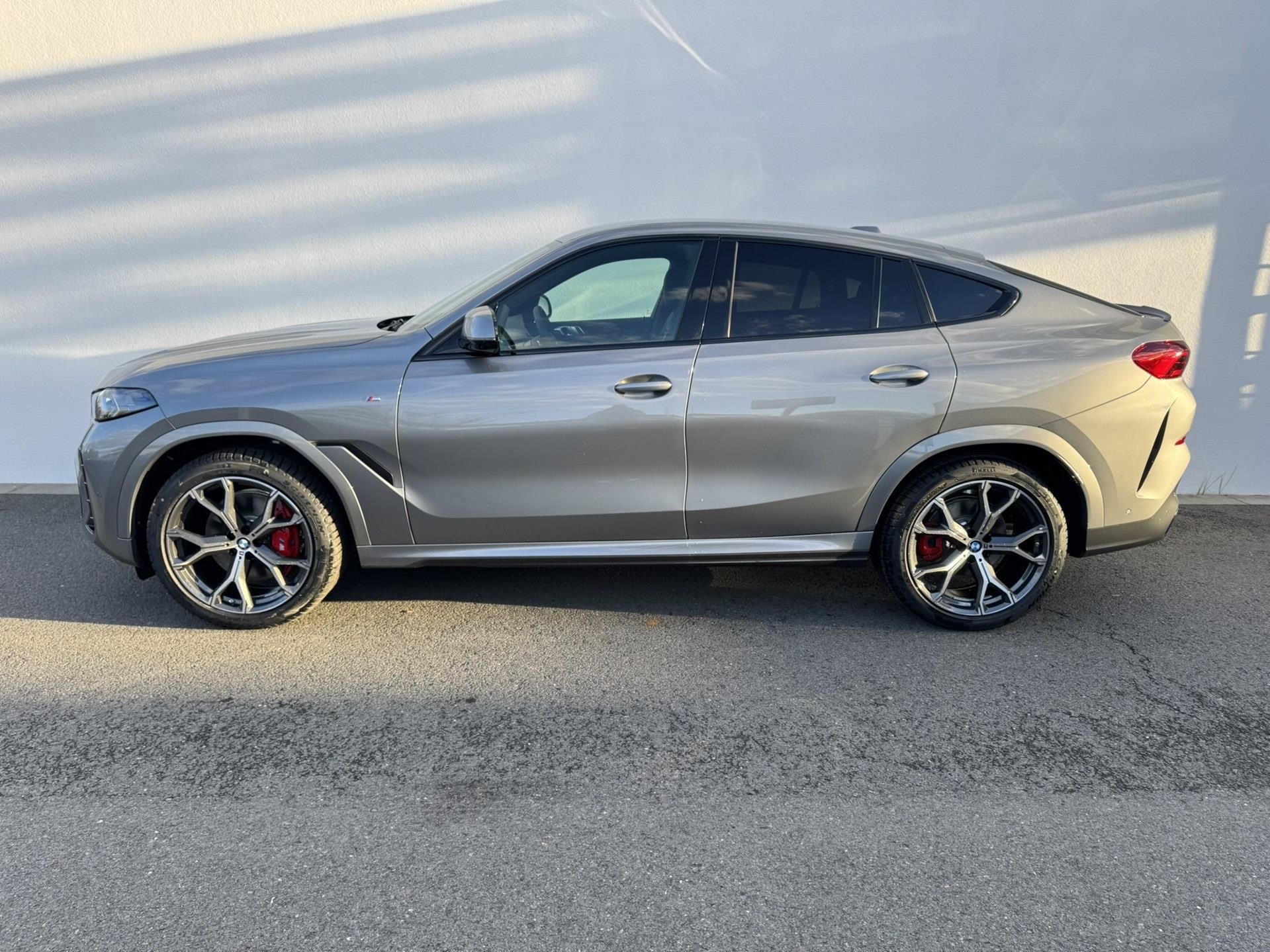 BMW X6, X6 xDrive40d - fotka 4