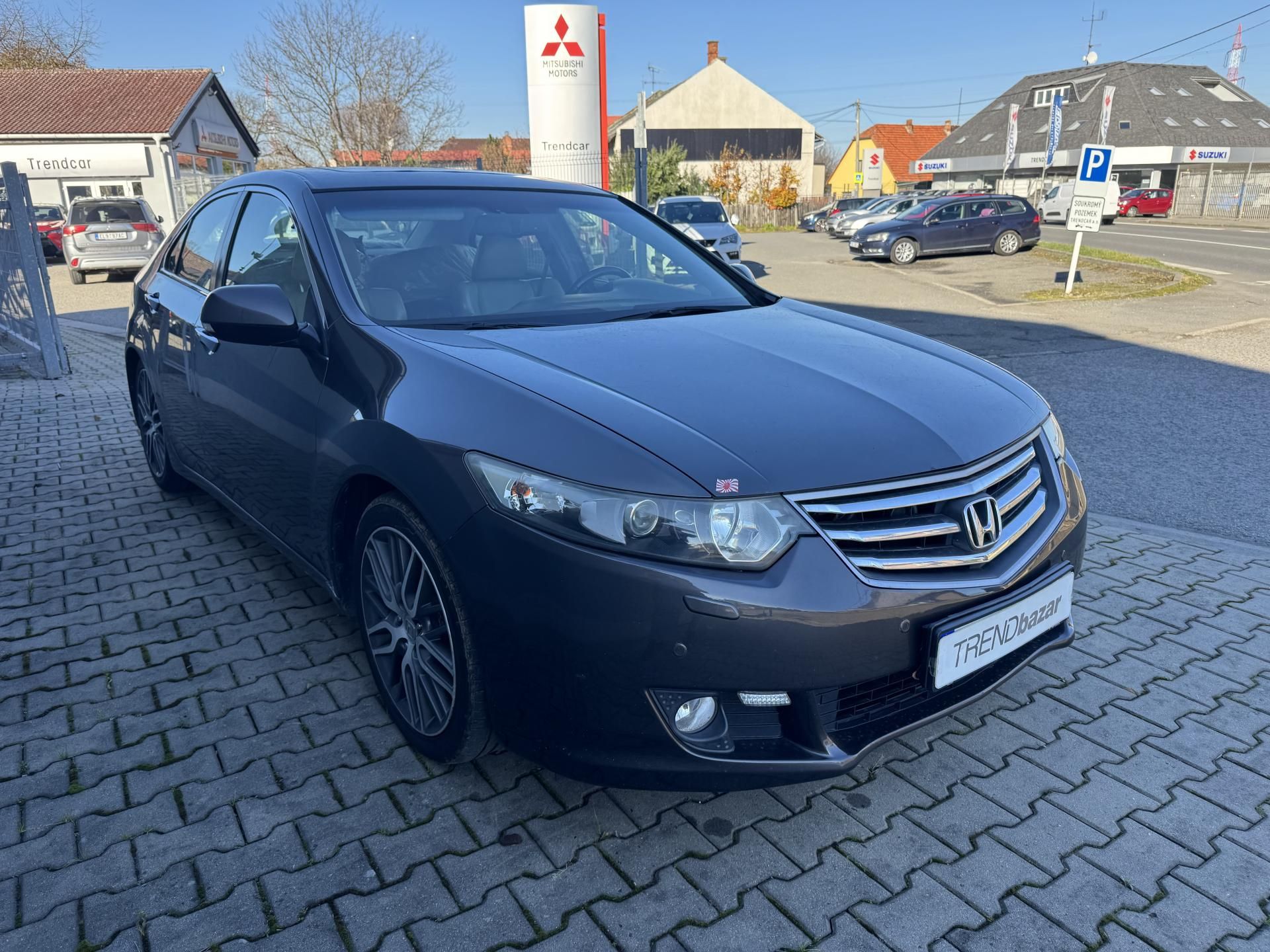 Honda Accord, 2.2 i-DTEC Executive, ČR - fotka 2