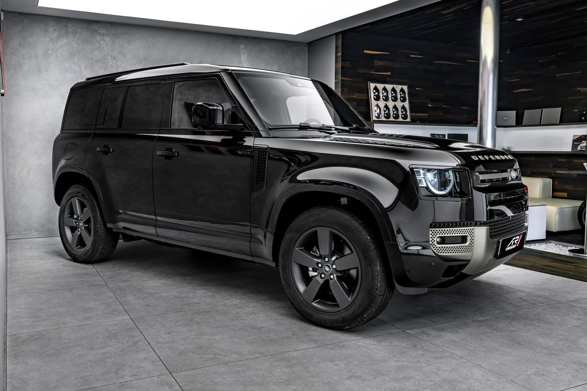 Land Rover Defender, SE V6 D200, panorama, Meridian - fotka 4