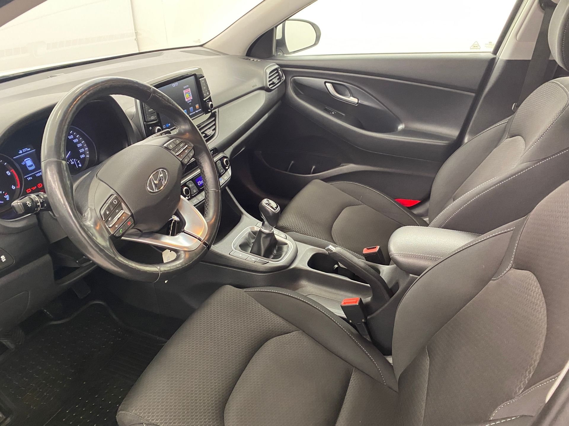 Hyundai i30, 1.6 CRDi 81kW Style - fotka 5