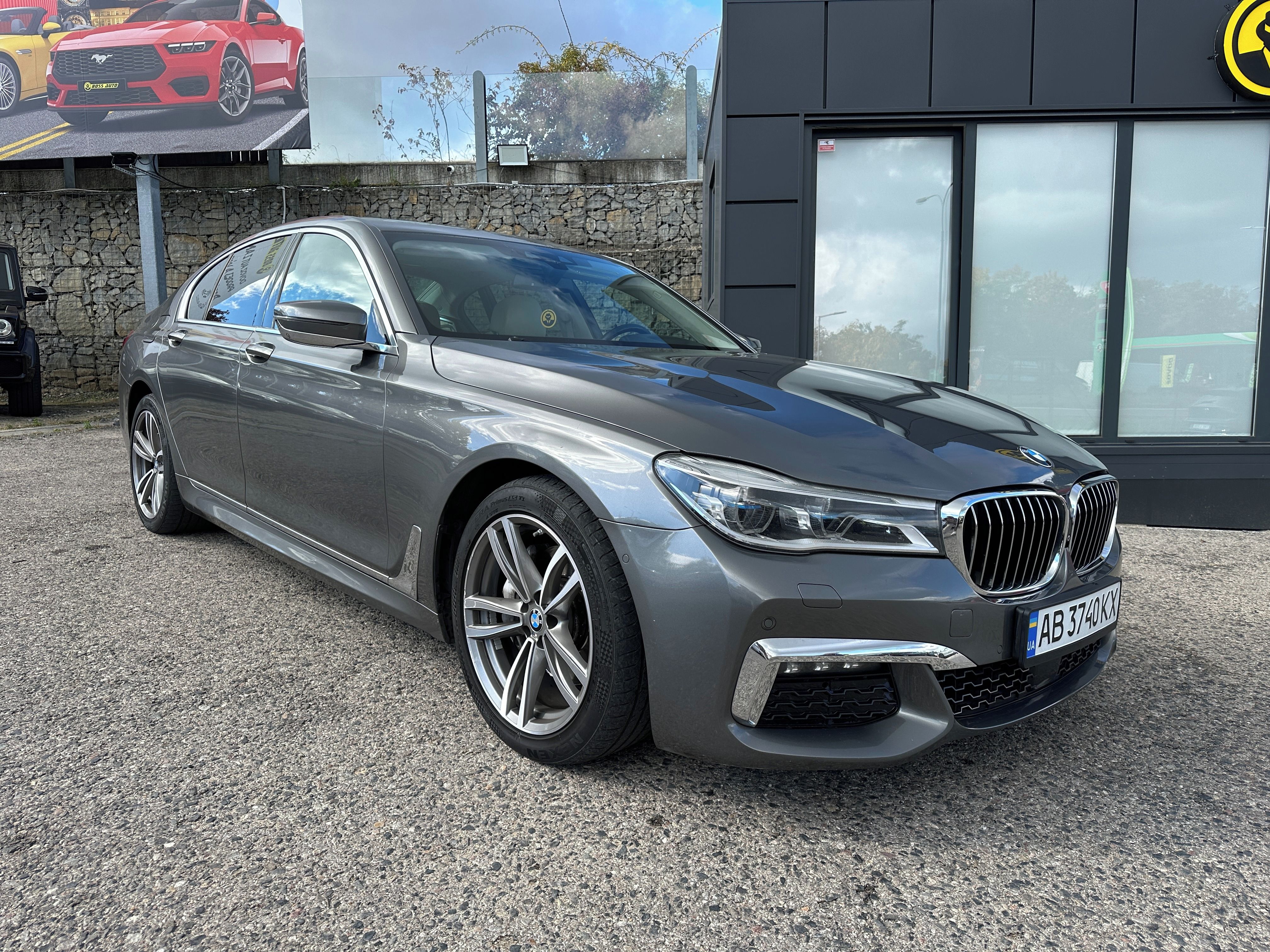 BMW Řada 7, BMW 740D xDrive 2016